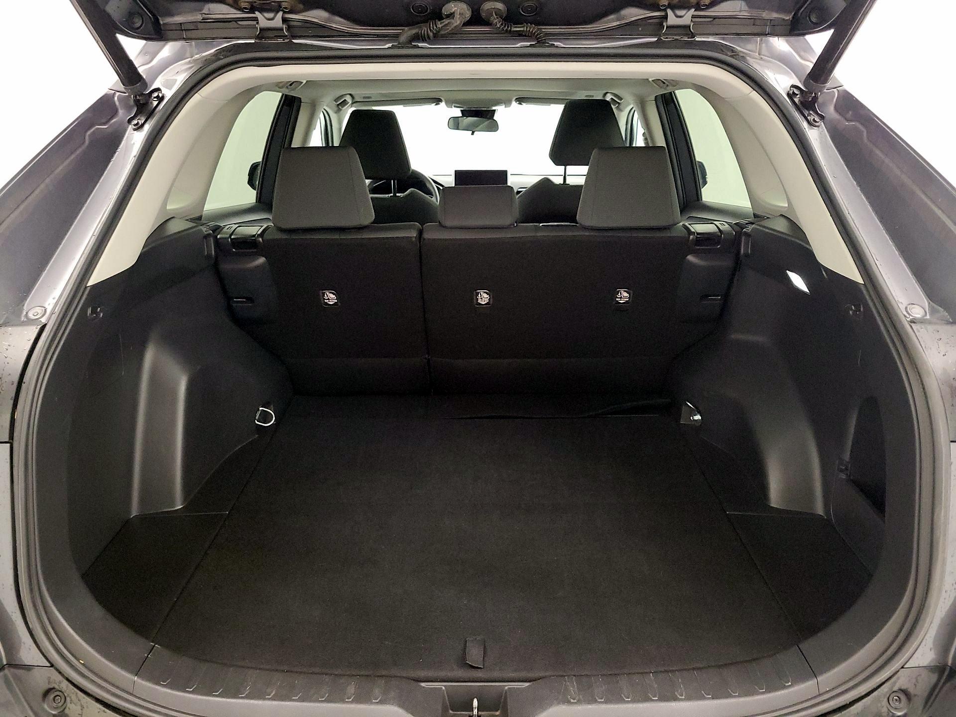 Thumbnail: 2023 Toyota RAV4 - 20