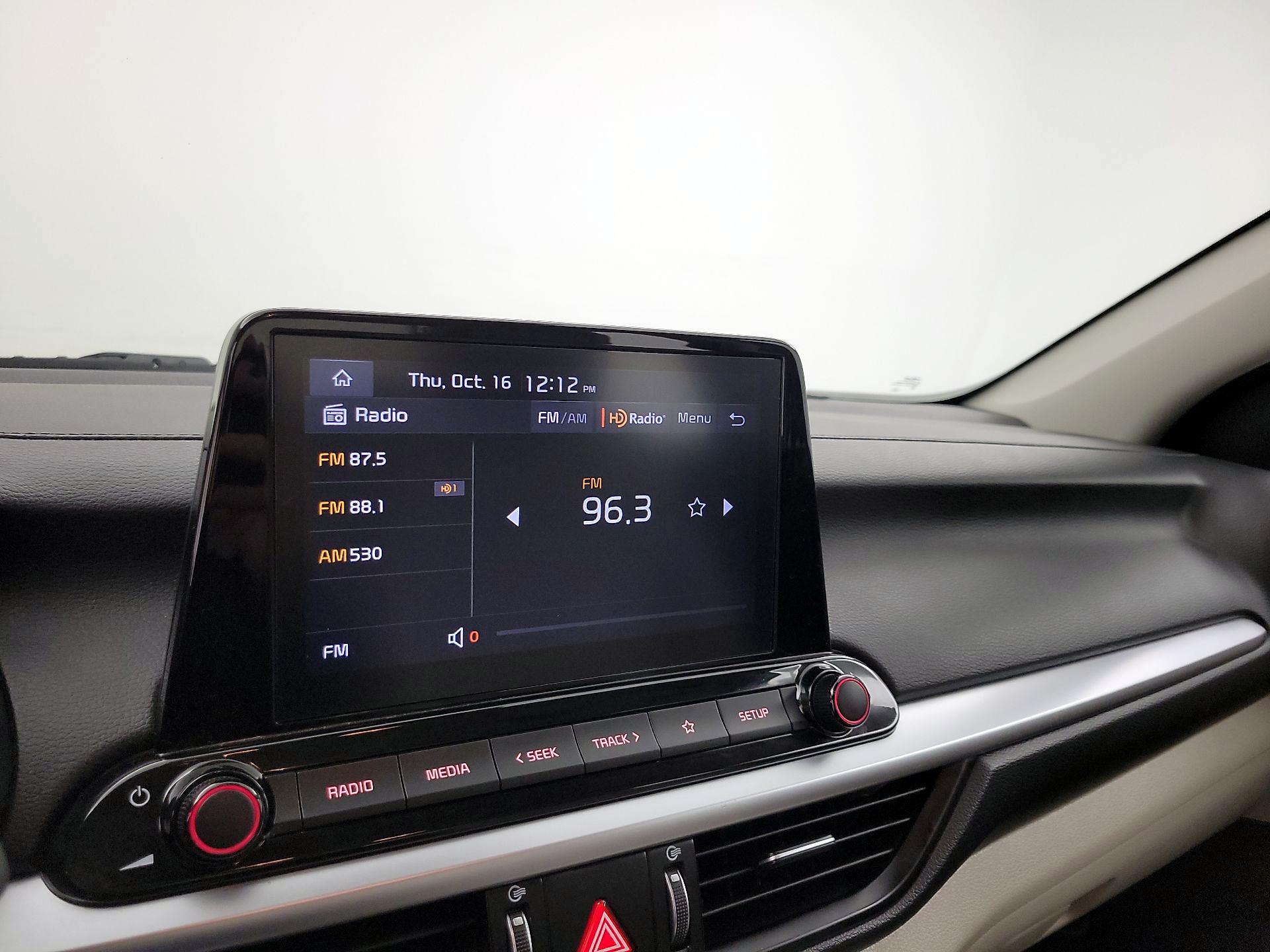 Thumbnail: 2023 Kia Forte - 15