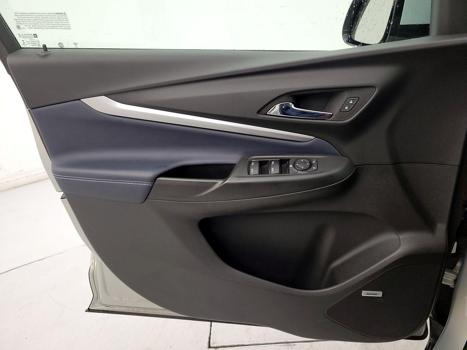 Thumbnail: 2023 Chevrolet Bolt EUV - 12
