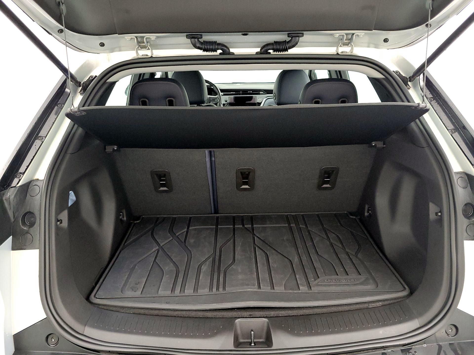 Thumbnail: 2023 Chevrolet Bolt EUV - 18