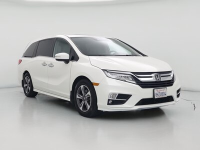 White 2019 Honda Odyssey Touring