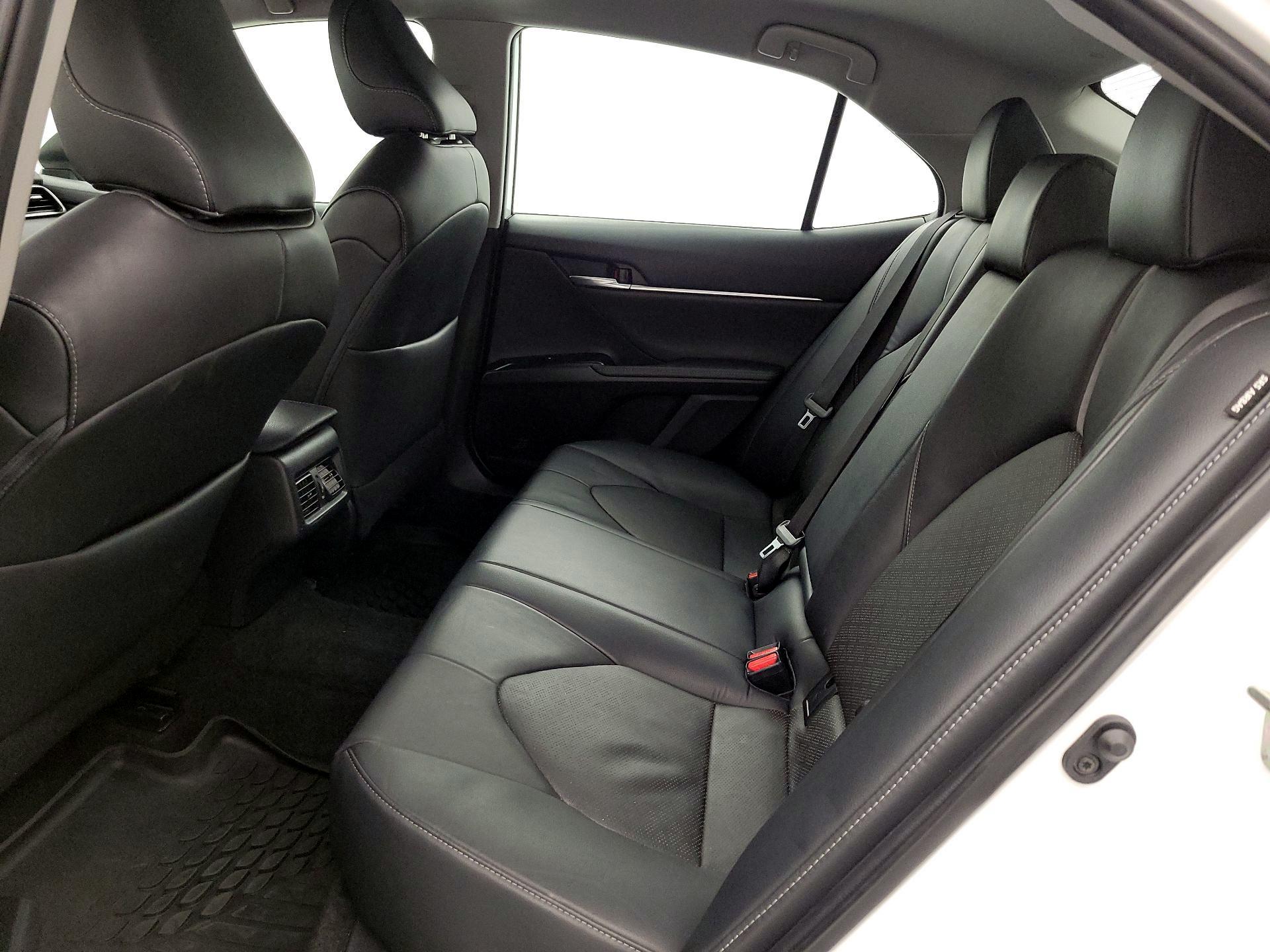 Thumbnail: 2019 Toyota Camry - 19