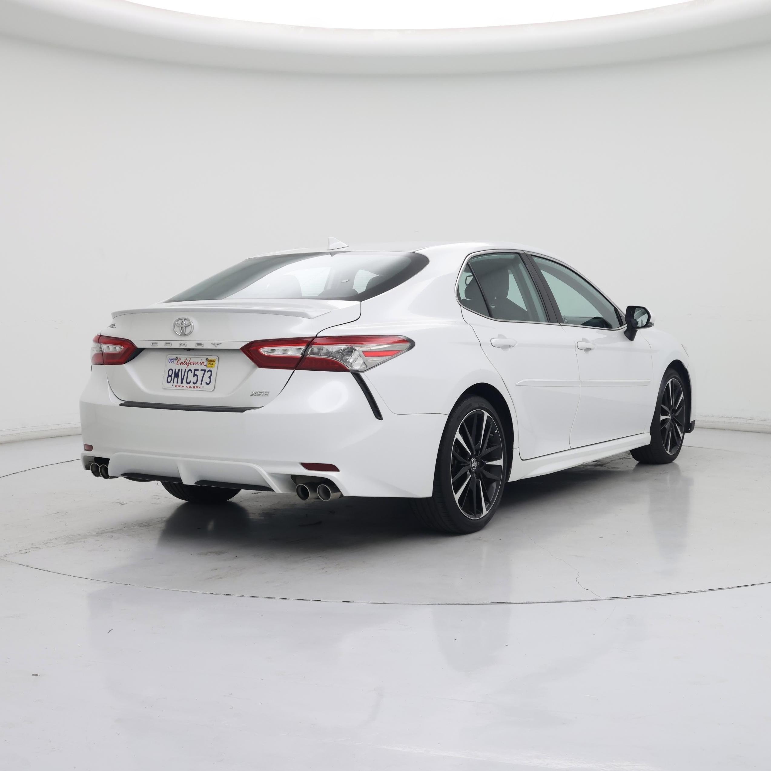 Thumbnail: 2019 Toyota Camry - 8