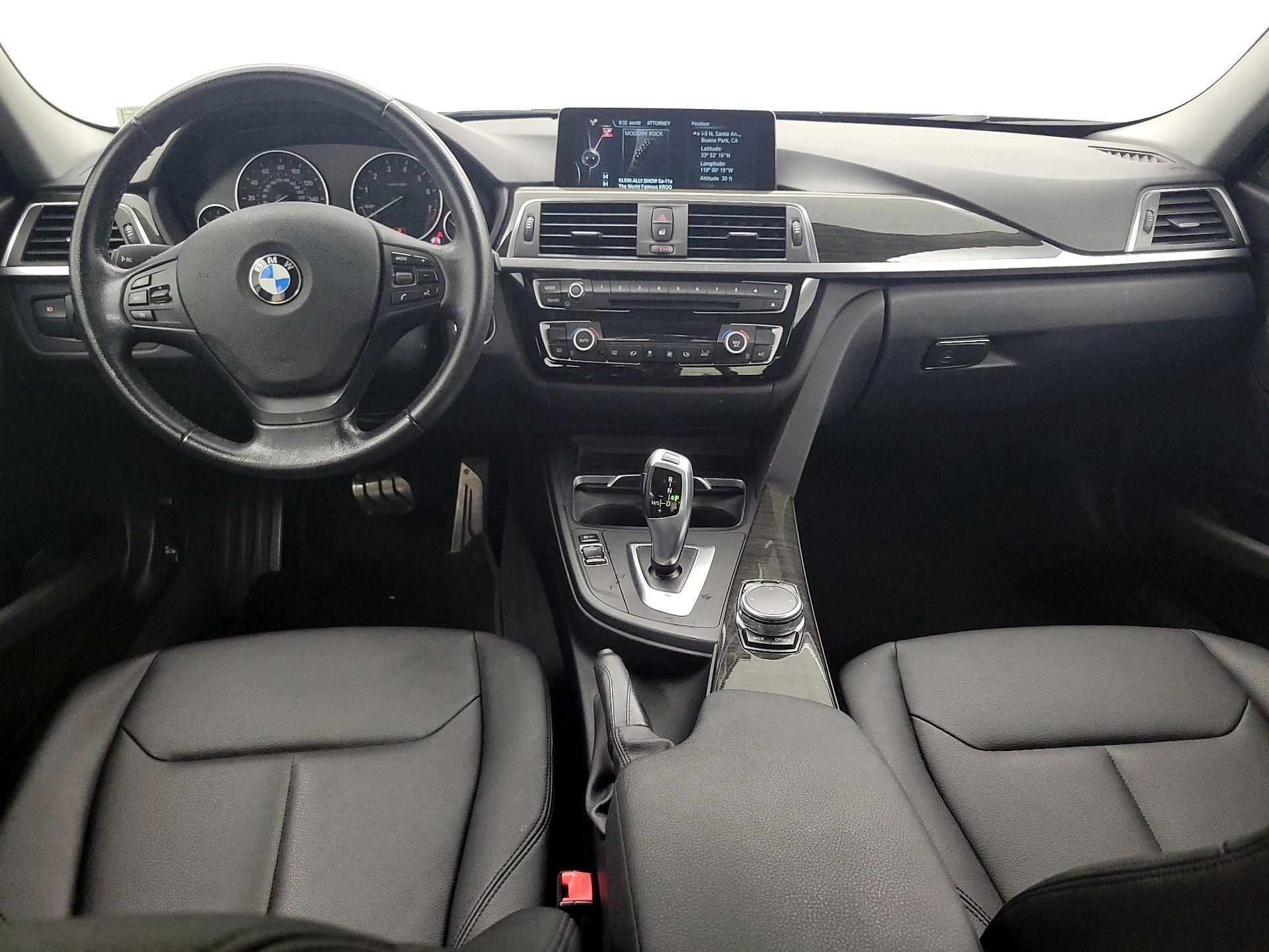 Thumbnail: 2016 BMW 3 Series - 9