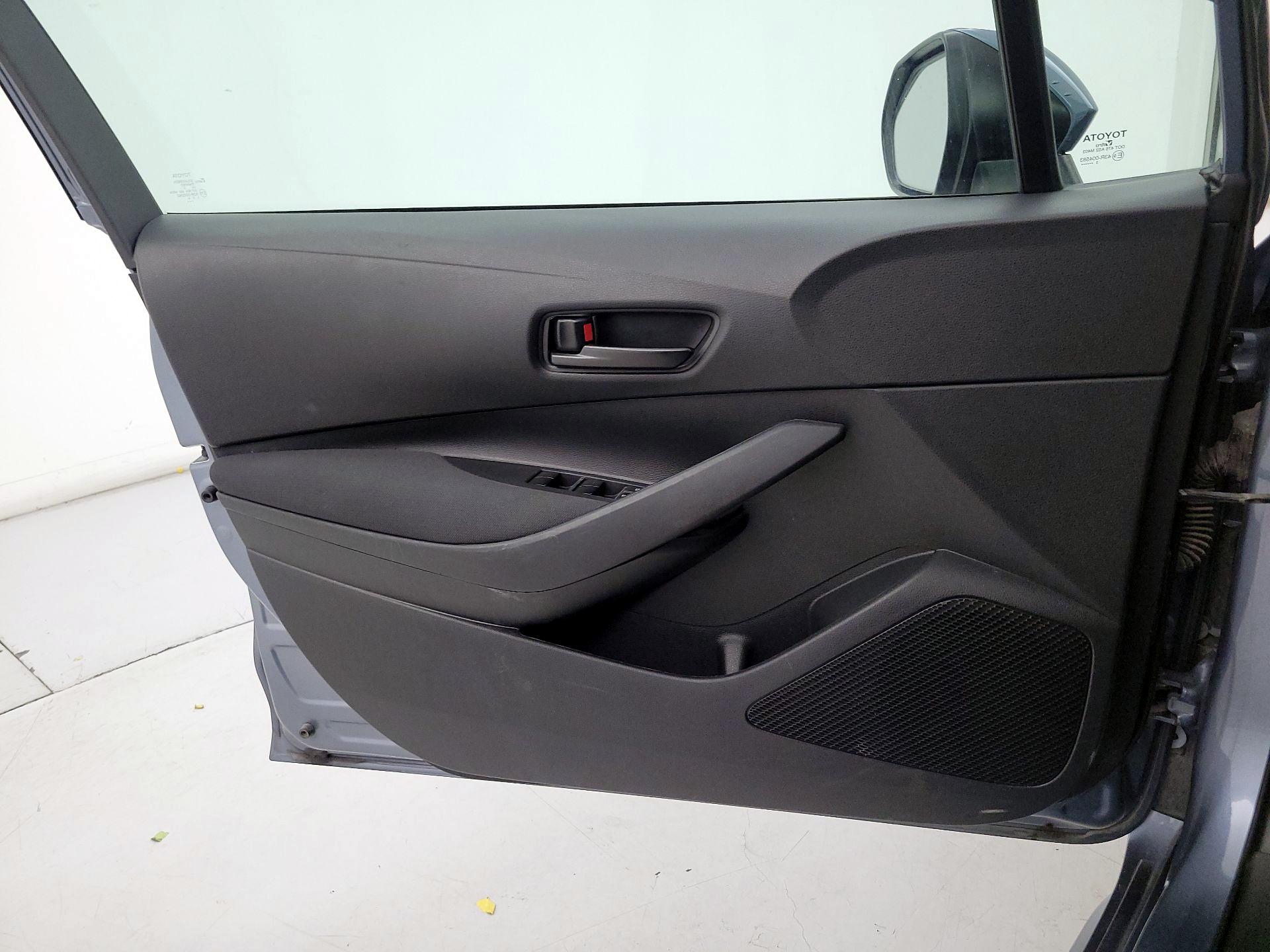 Thumbnail: 2023 Toyota Corolla - 12