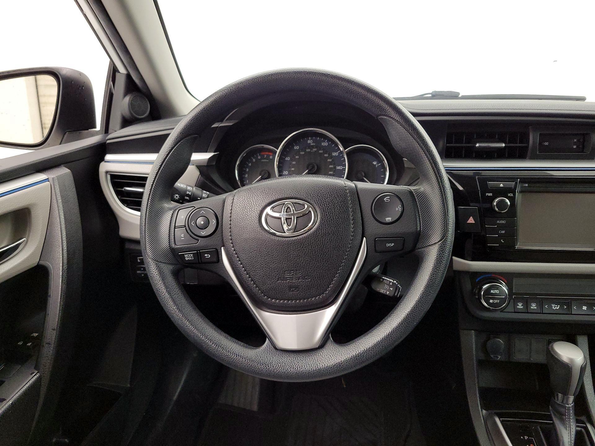 Thumbnail: 2014 Toyota Corolla - 10