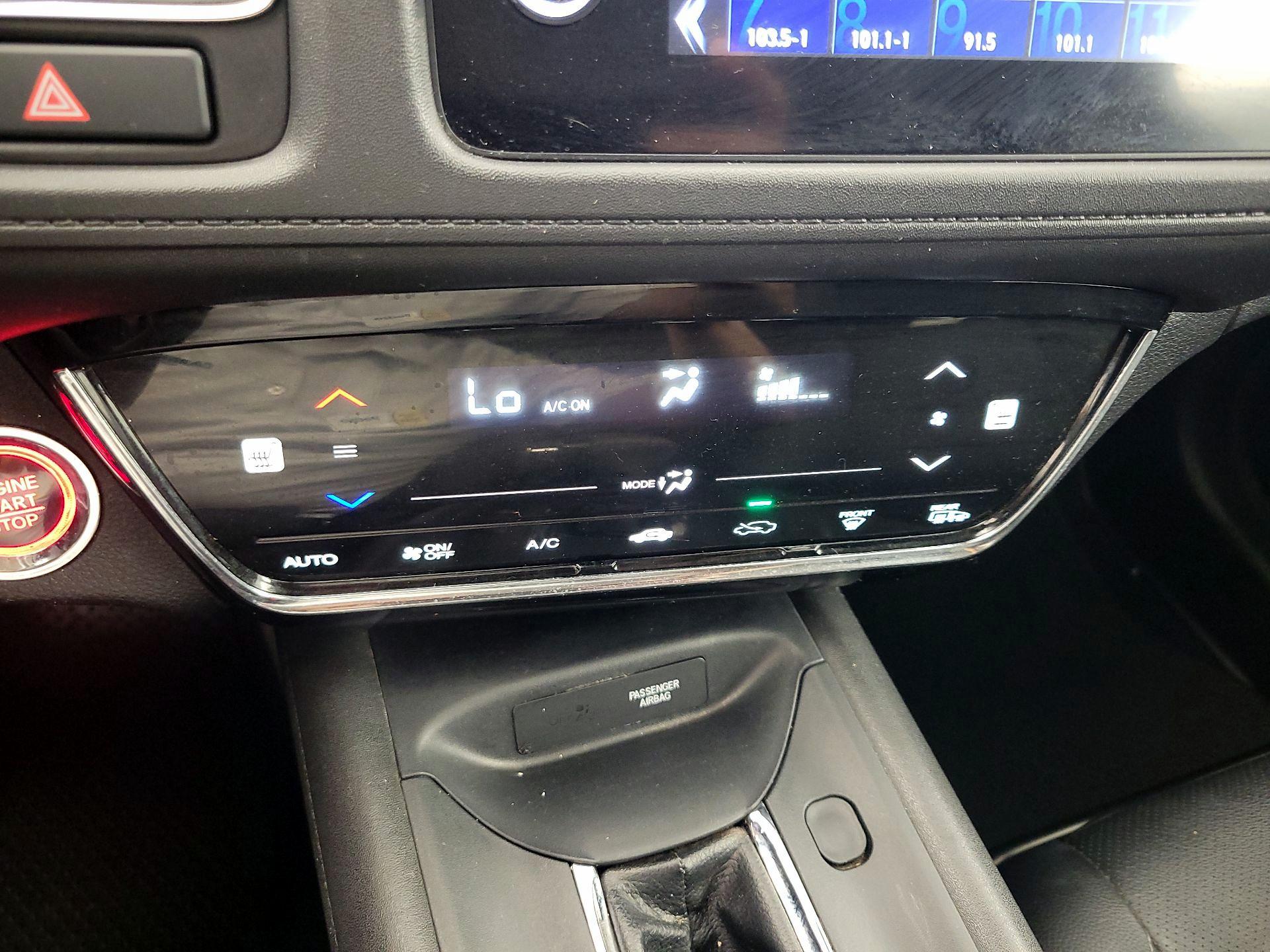 Thumbnail: 2019 Honda HR-V - 16