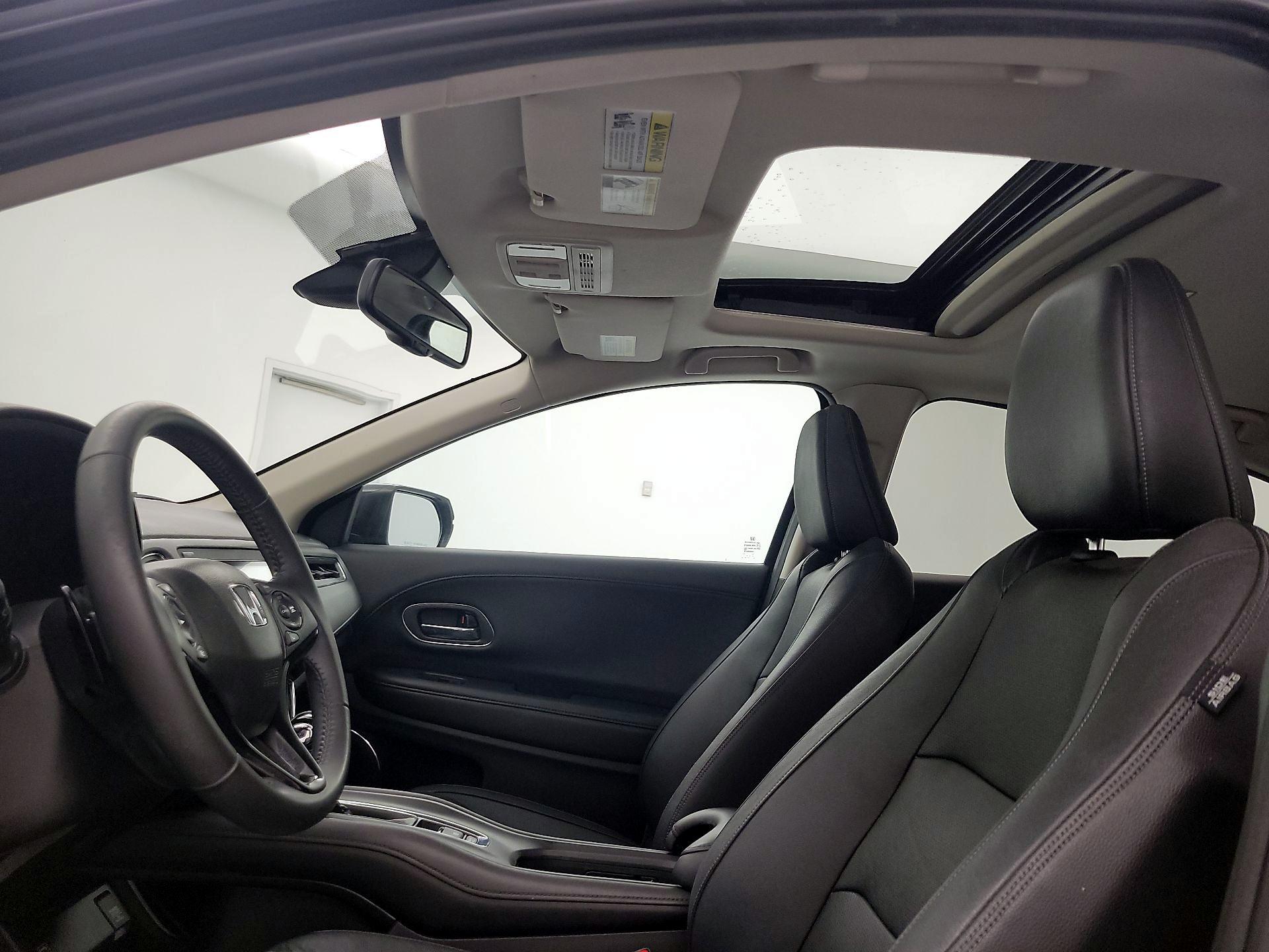 Thumbnail: 2019 Honda HR-V - 19