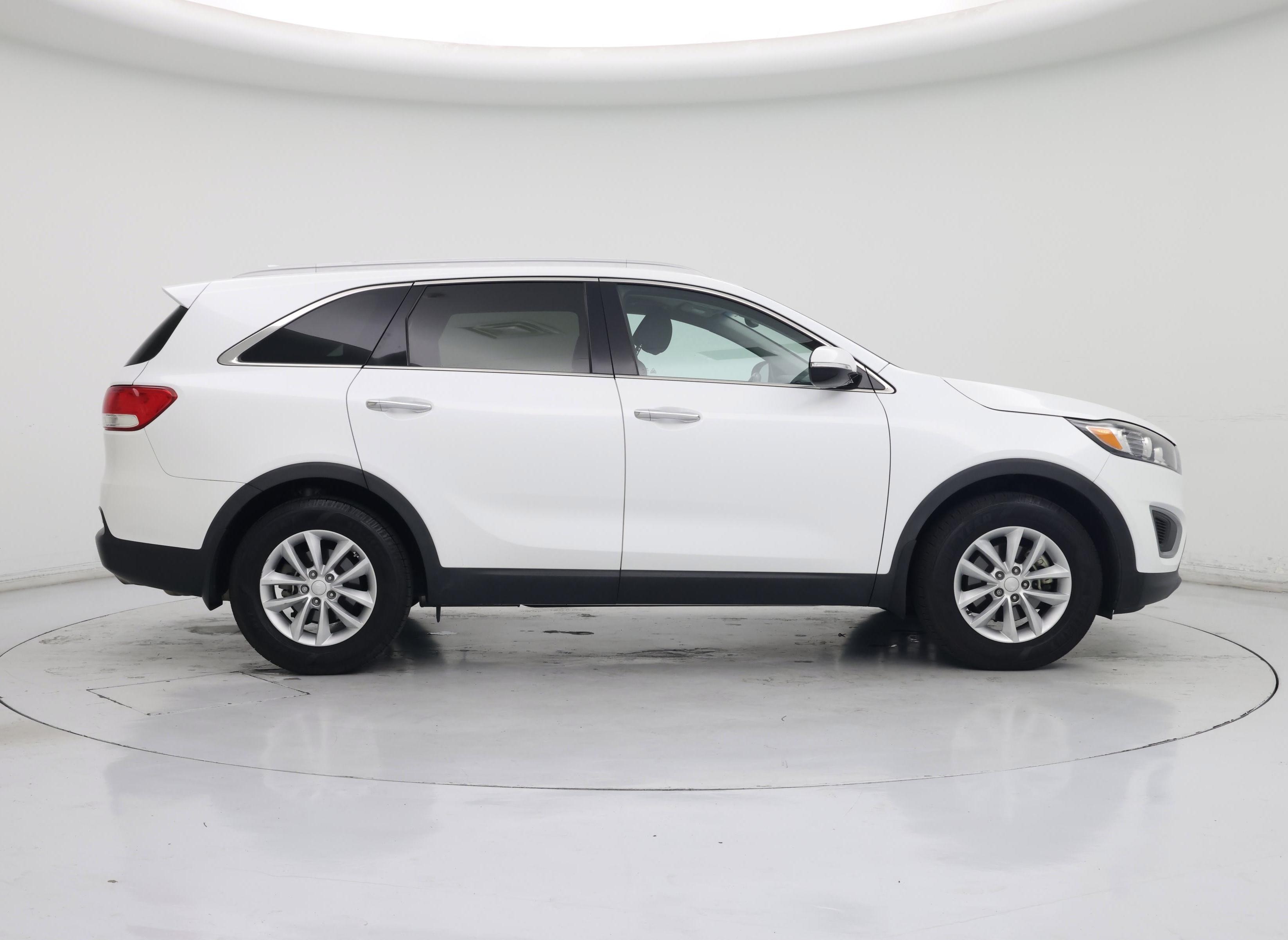 Thumbnail: 2018 Kia Sorento - 7