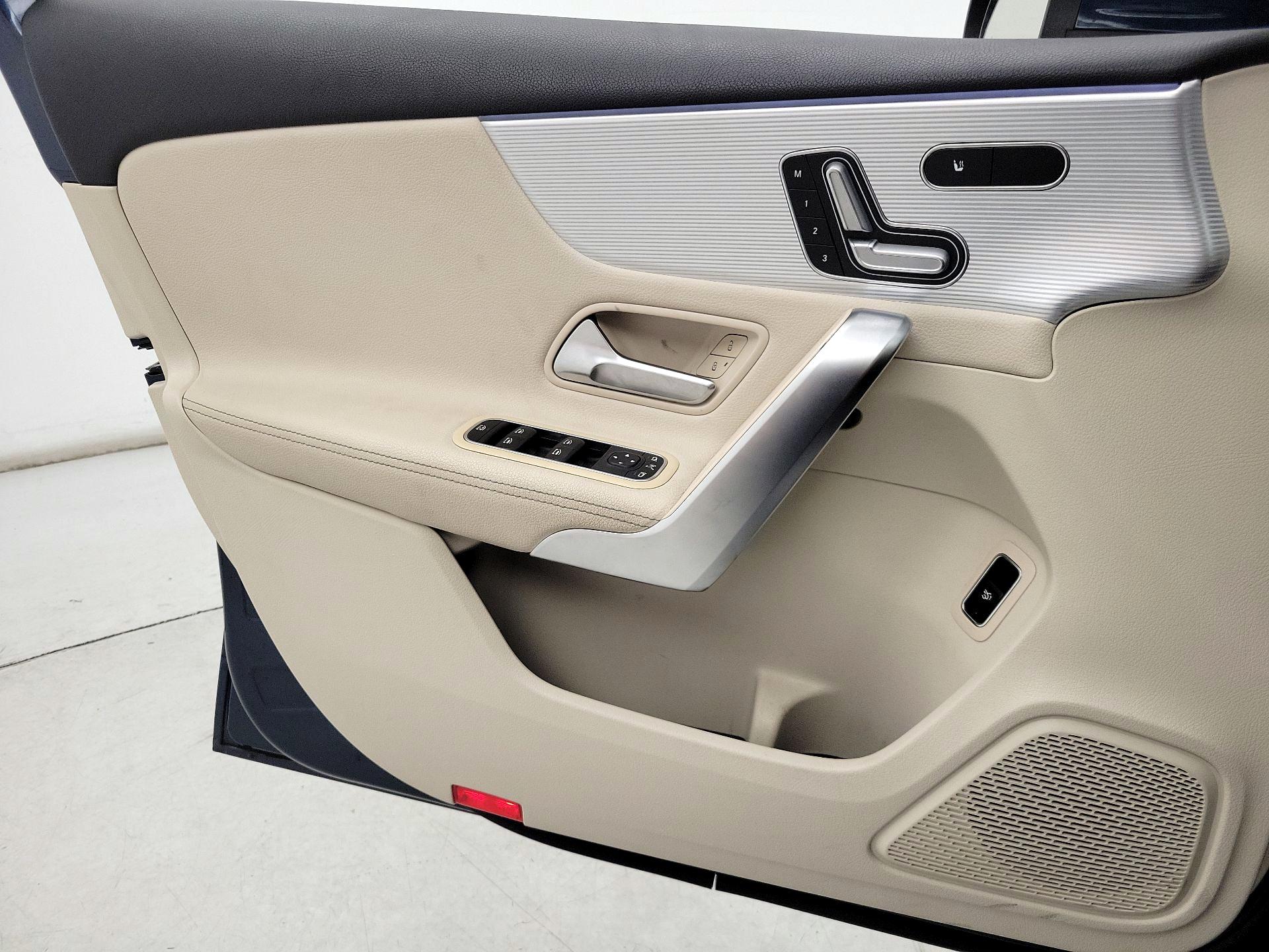 Thumbnail: 2022 Mercedes-Benz A-Class - 12