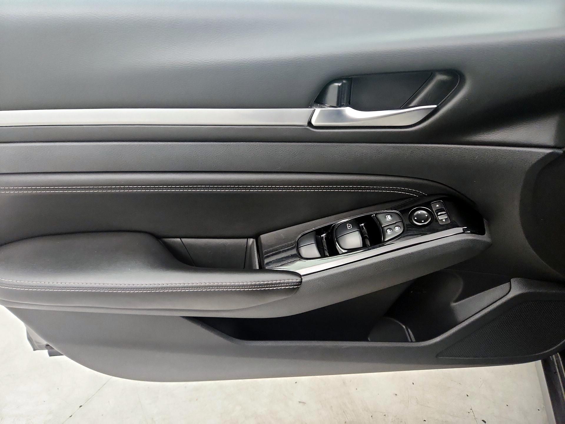 Thumbnail: 2023 Nissan Altima - 12