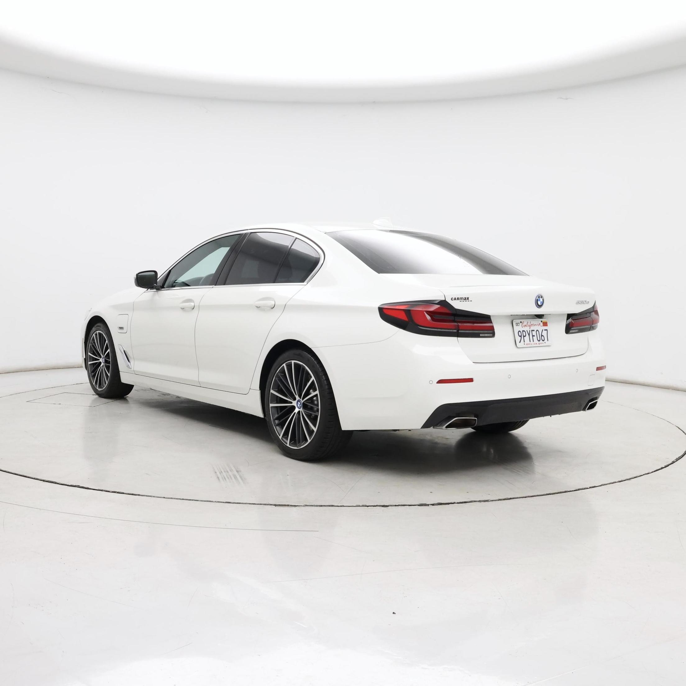 Thumbnail: 2023 BMW 5 Series - 2