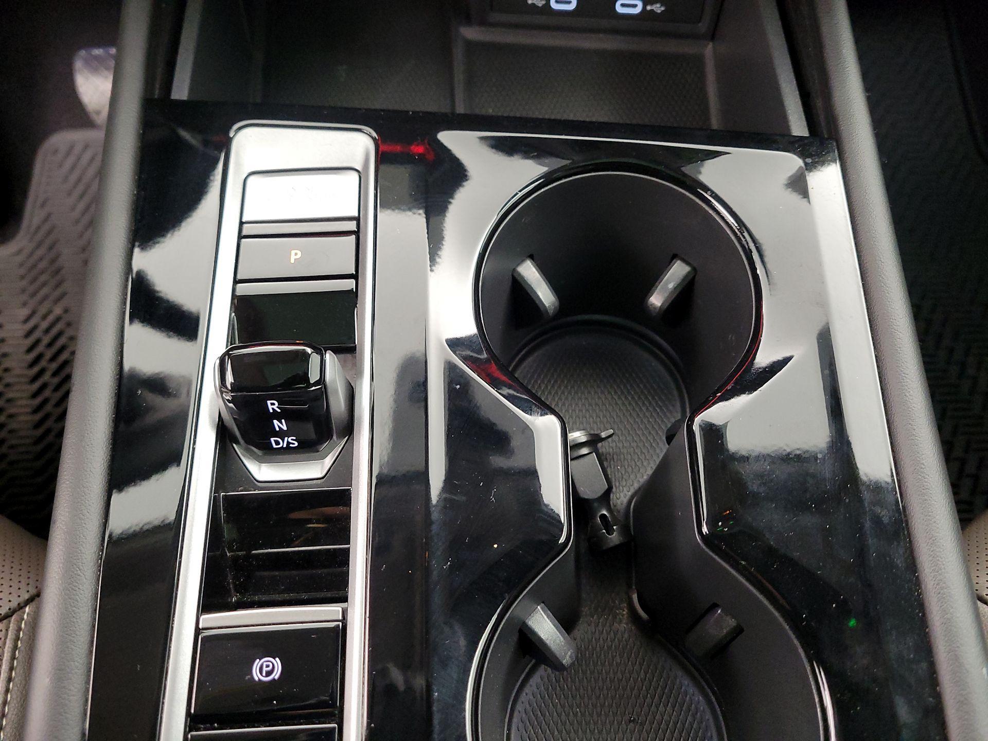 Thumbnail: 2024 Volkswagen Atlas - 18