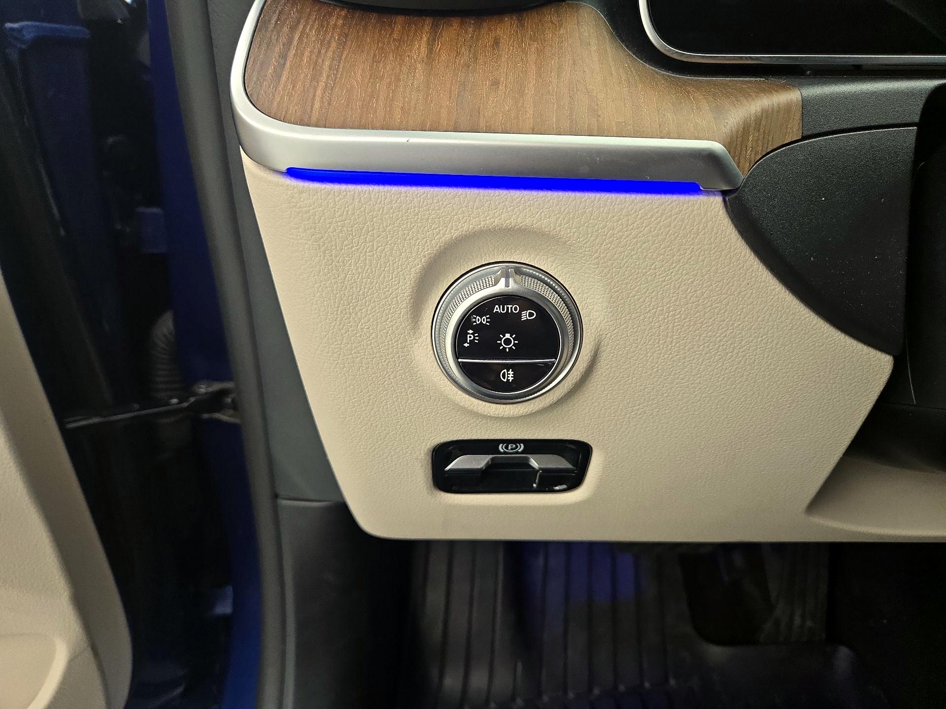 Thumbnail: 2022 Mercedes-Benz C-Class - 13