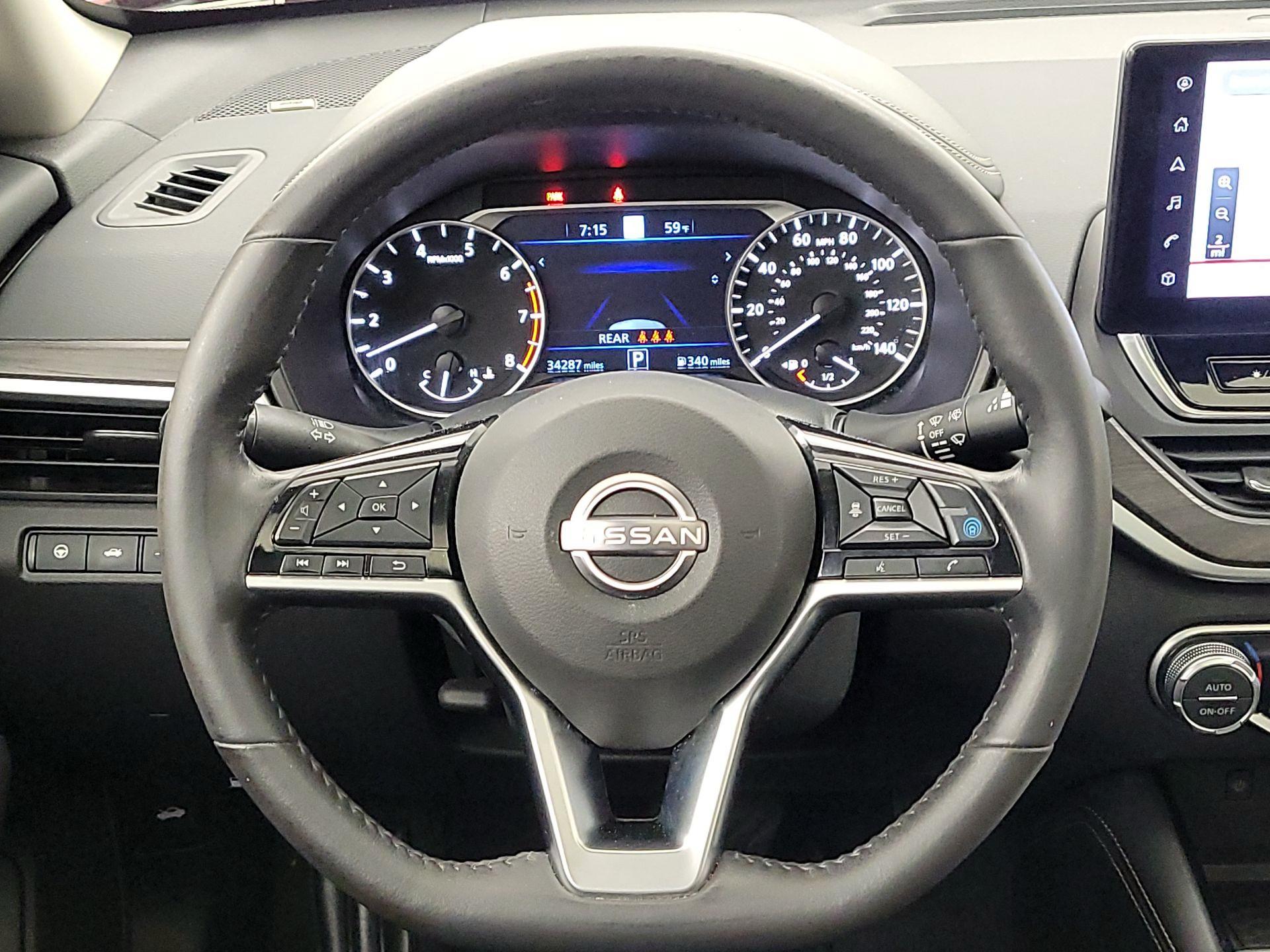 Thumbnail: 2023 Nissan Altima - 10