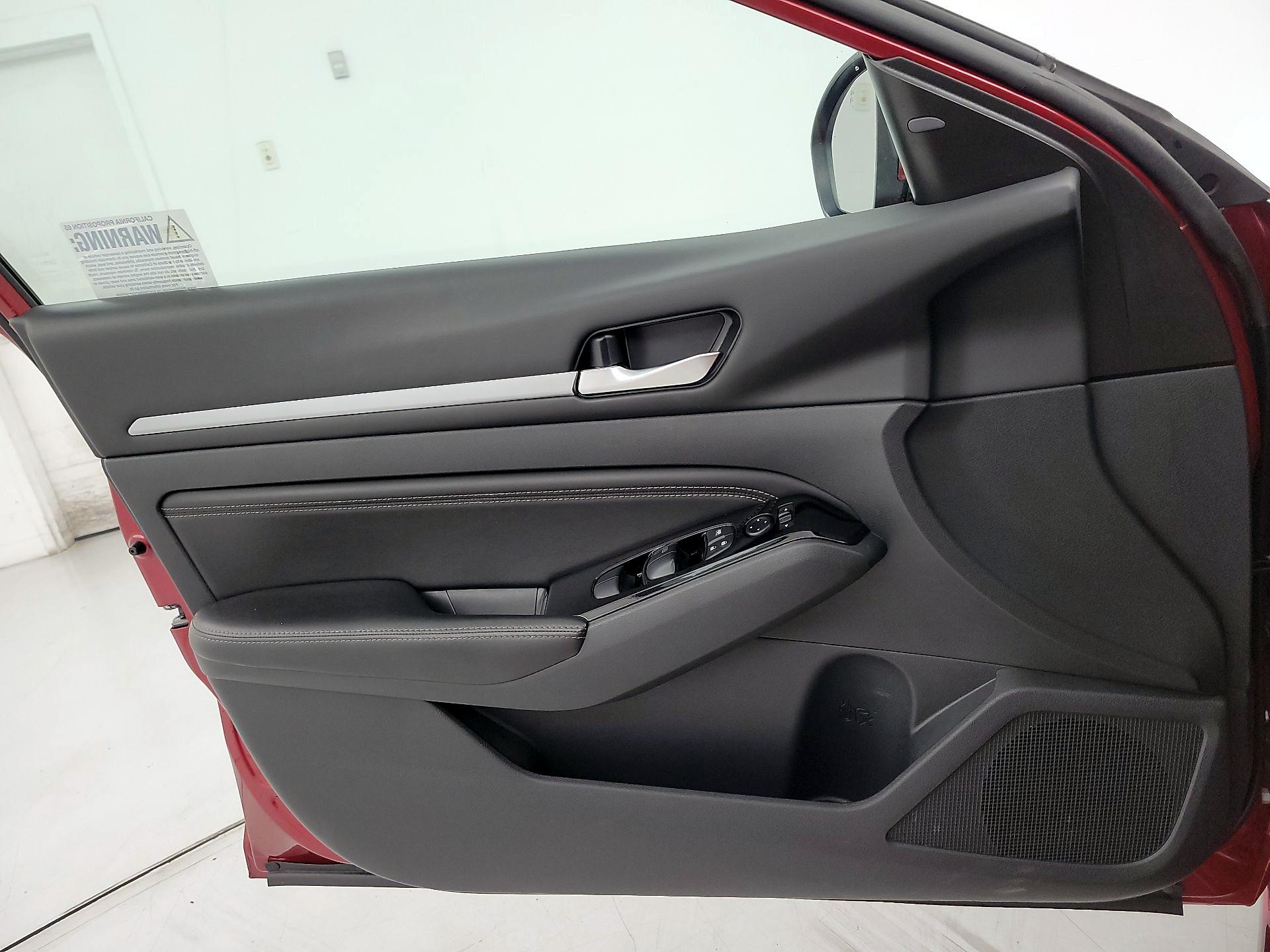 Thumbnail: 2023 Nissan Altima - 12