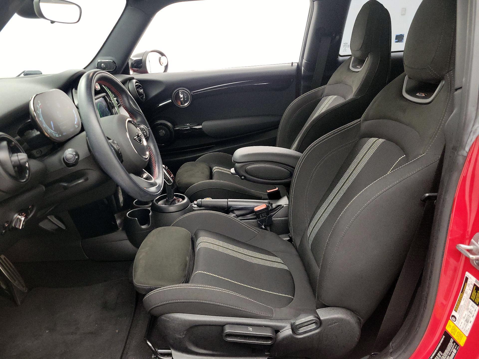 Thumbnail: 2021 MINI Cooper Hardtop - 11