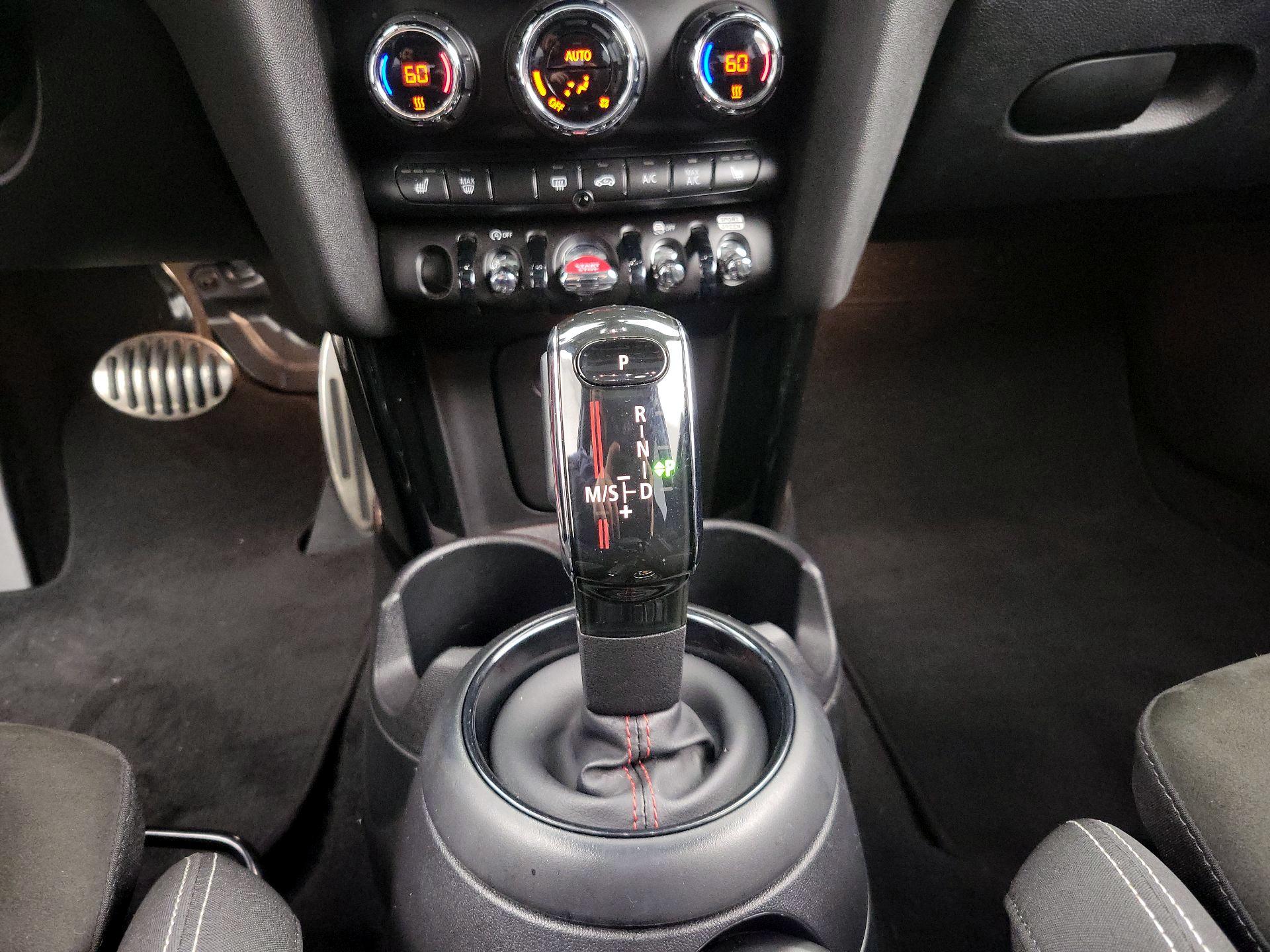 Thumbnail: 2021 MINI Cooper Hardtop - 18