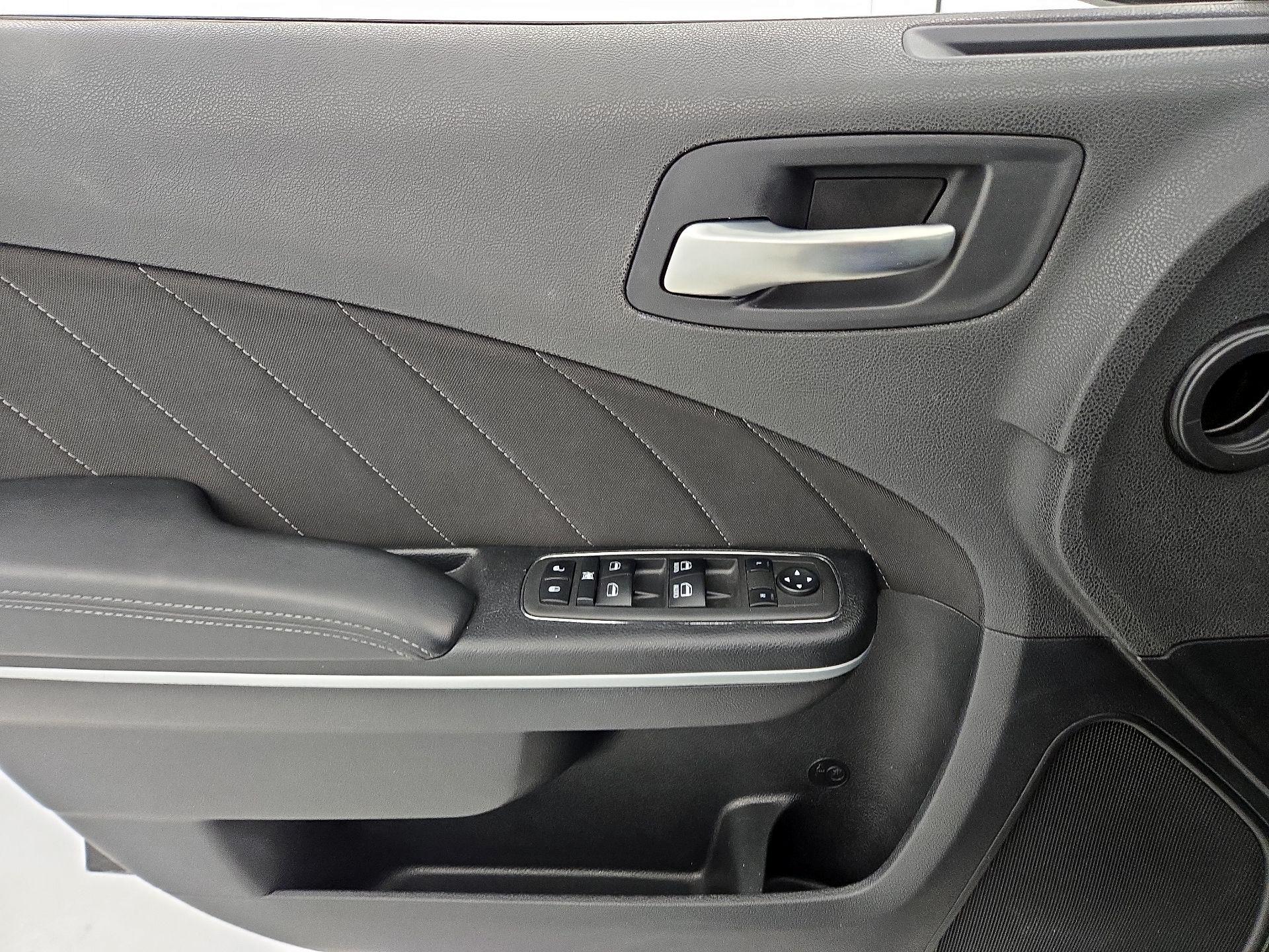 Thumbnail: 2022 Dodge Charger - 12