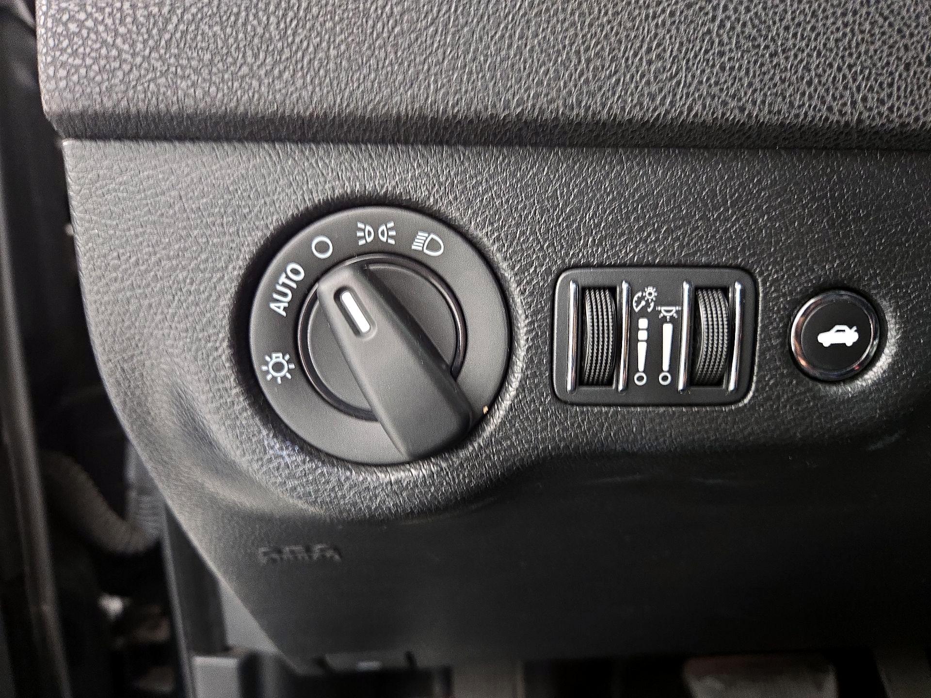 Thumbnail: 2022 Dodge Charger - 13