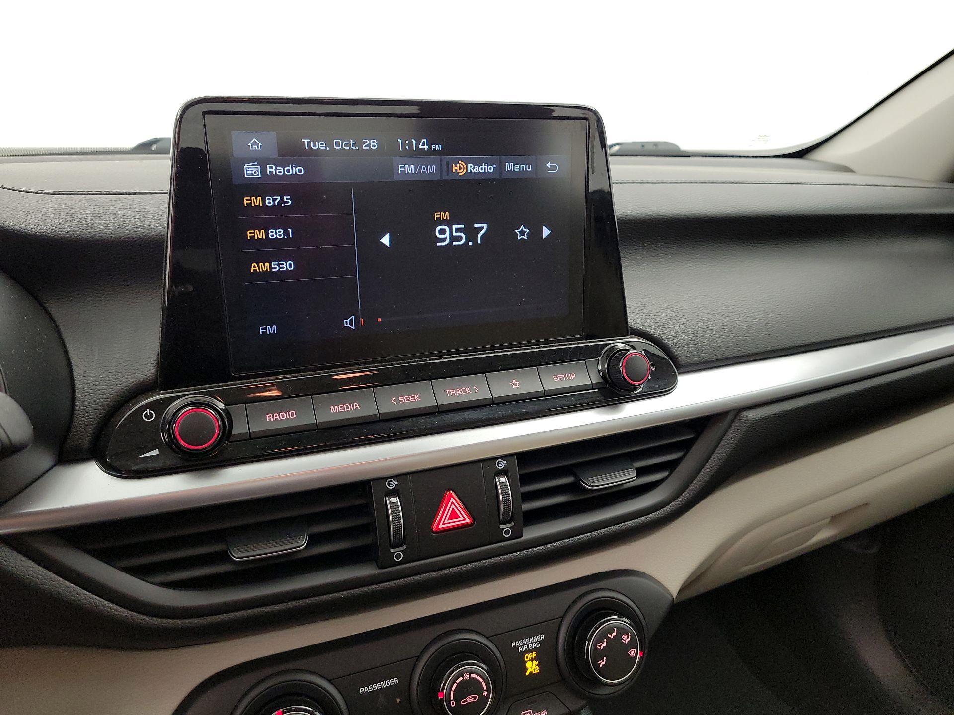 Thumbnail: 2023 Kia Forte - 15