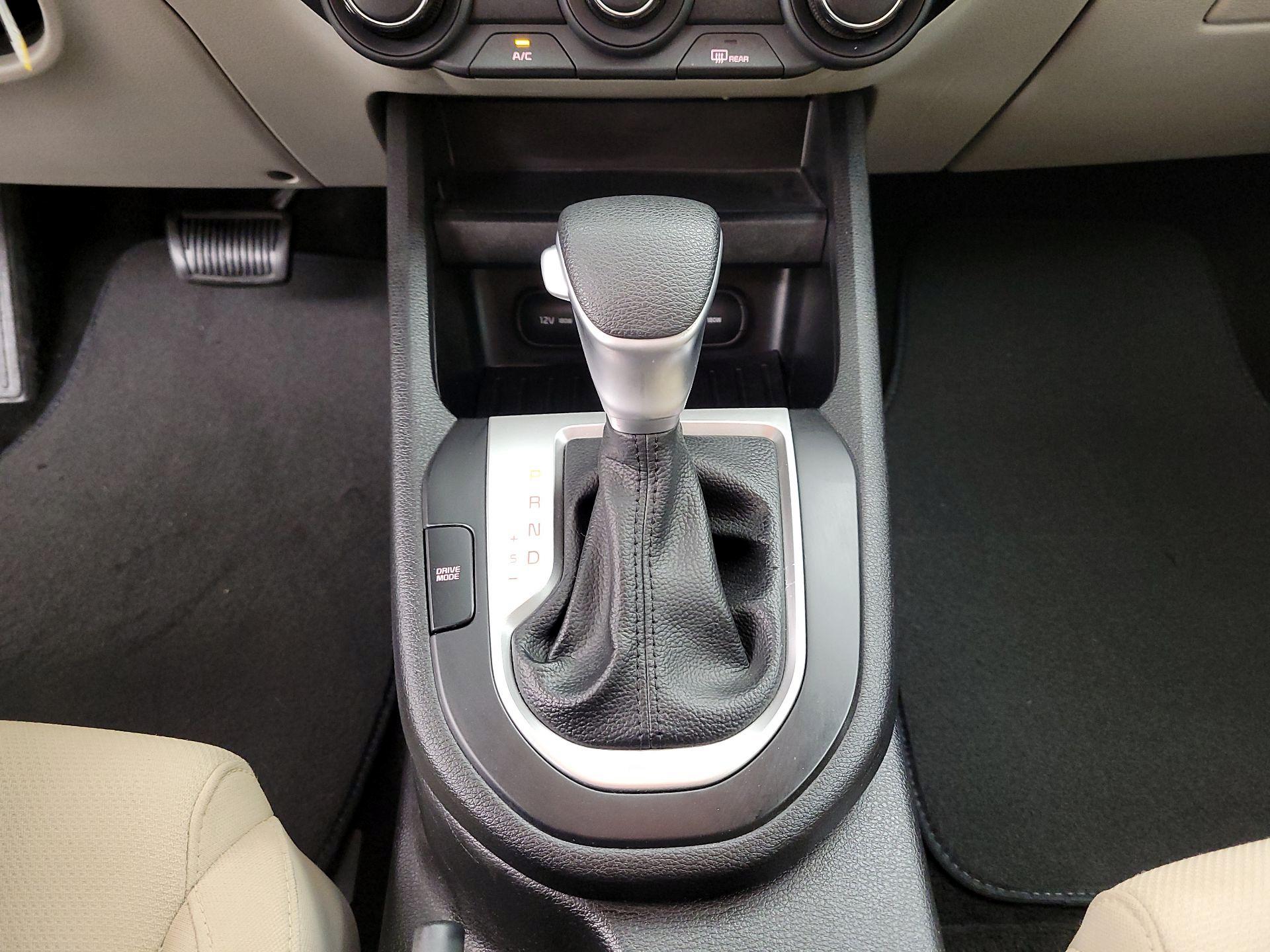 Thumbnail: 2023 Kia Forte - 17