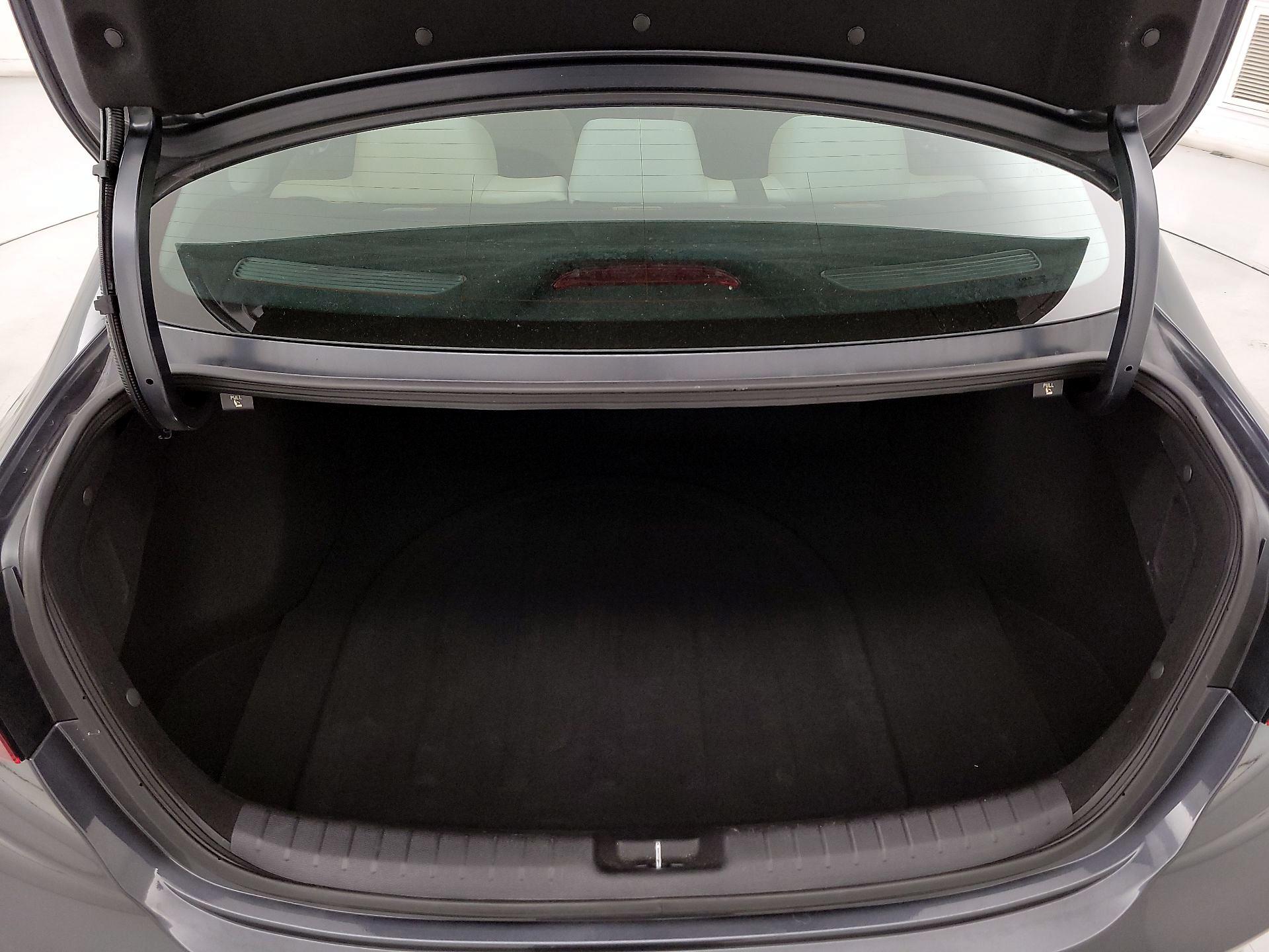 Thumbnail: 2023 Kia Forte - 20