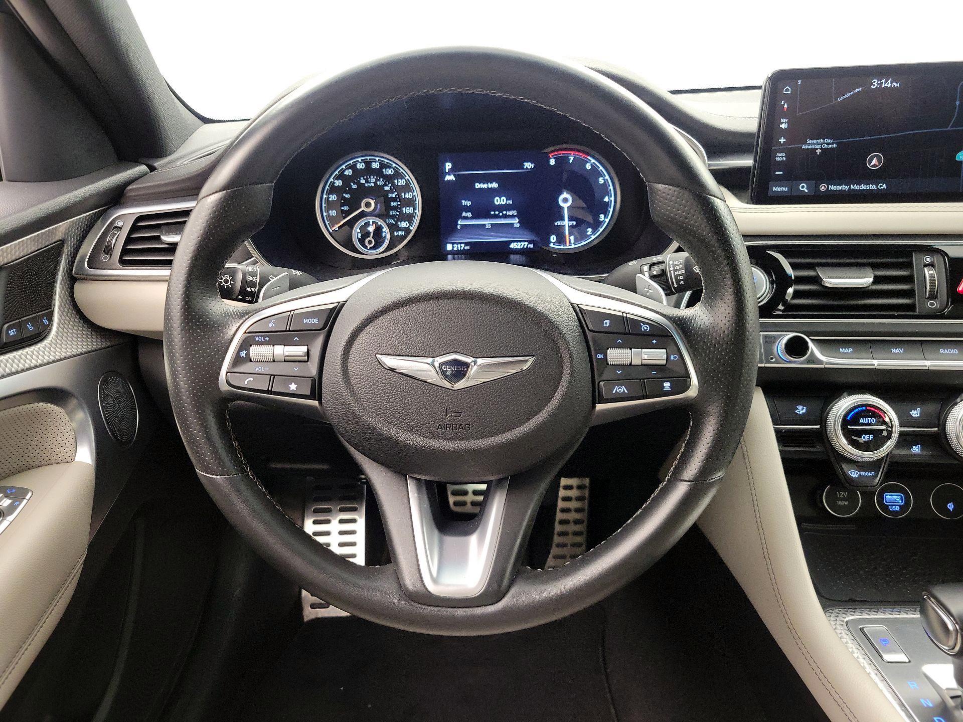 Thumbnail: 2023 Genesis G70 - 10