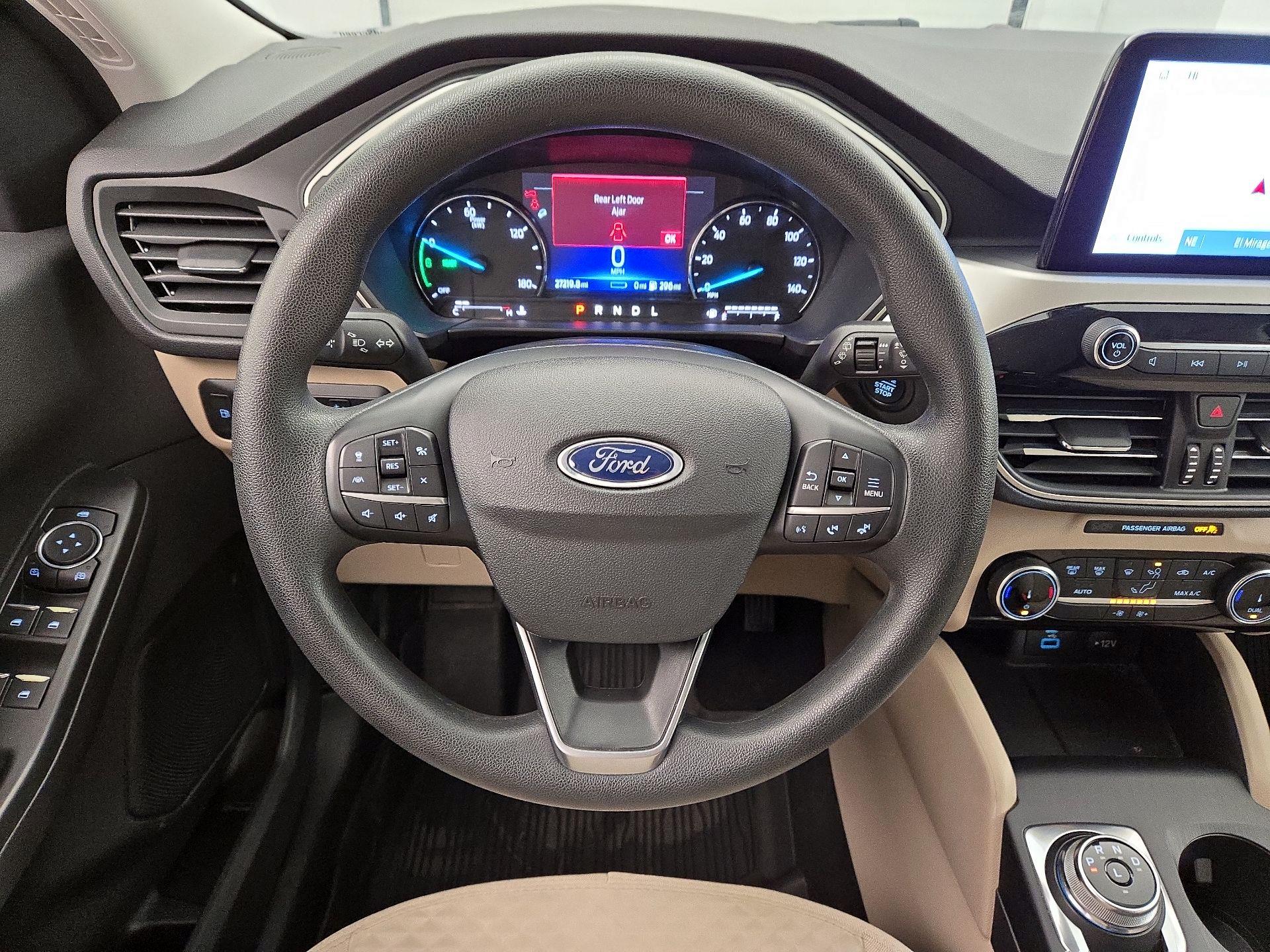 Thumbnail: 2022 Ford Escape - 10