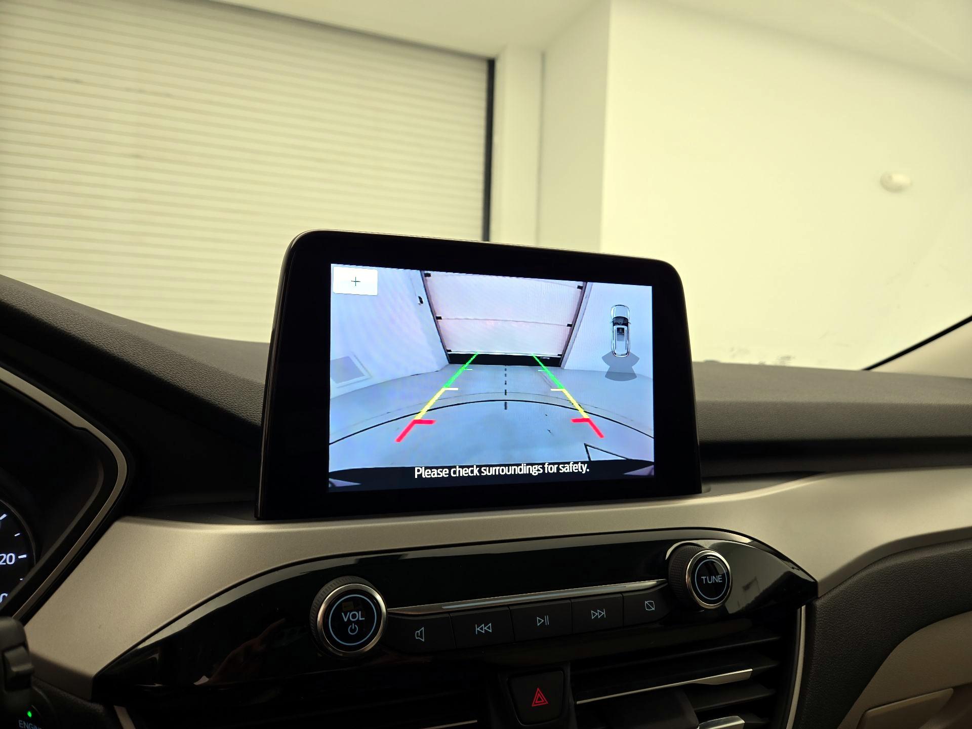 Thumbnail: 2022 Ford Escape - 15