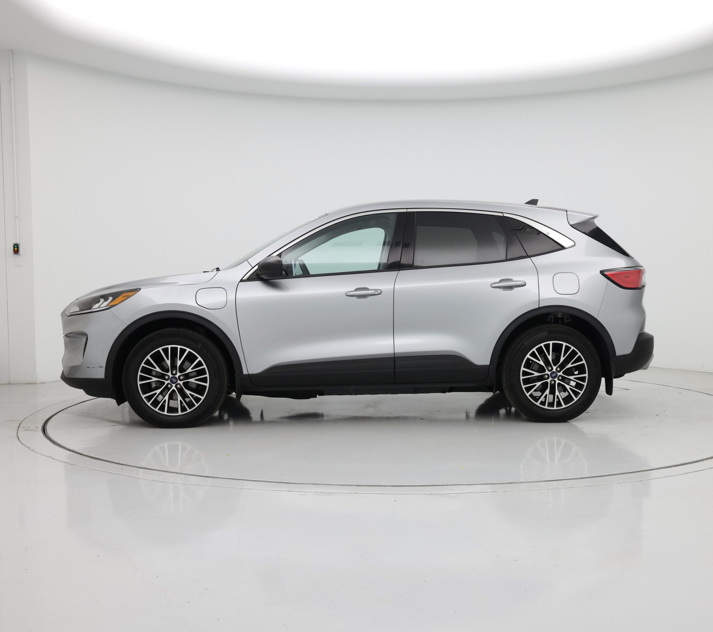 Thumbnail: 2022 Ford Escape - 3