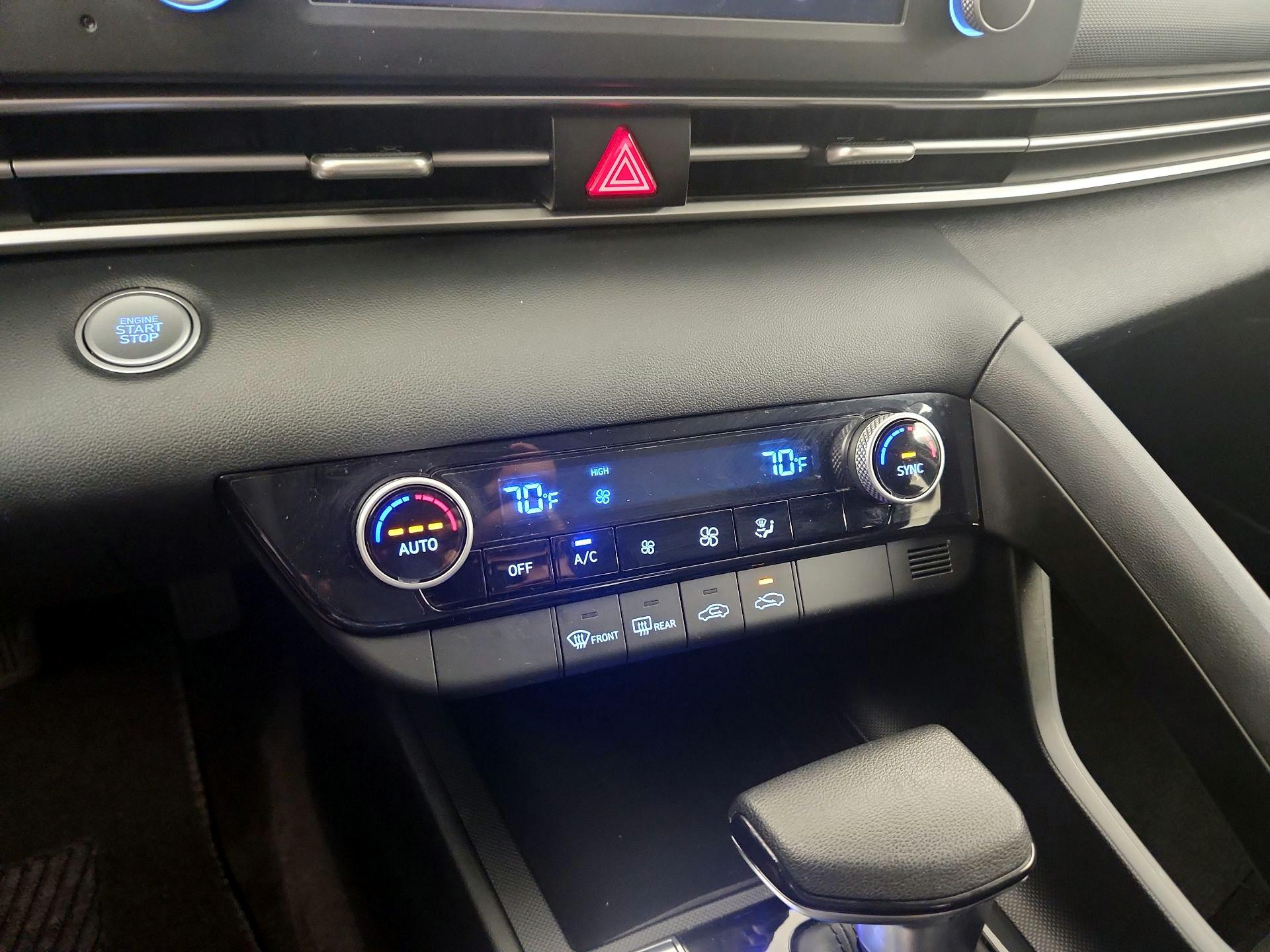 Thumbnail: 2023 Hyundai Elantra - 16