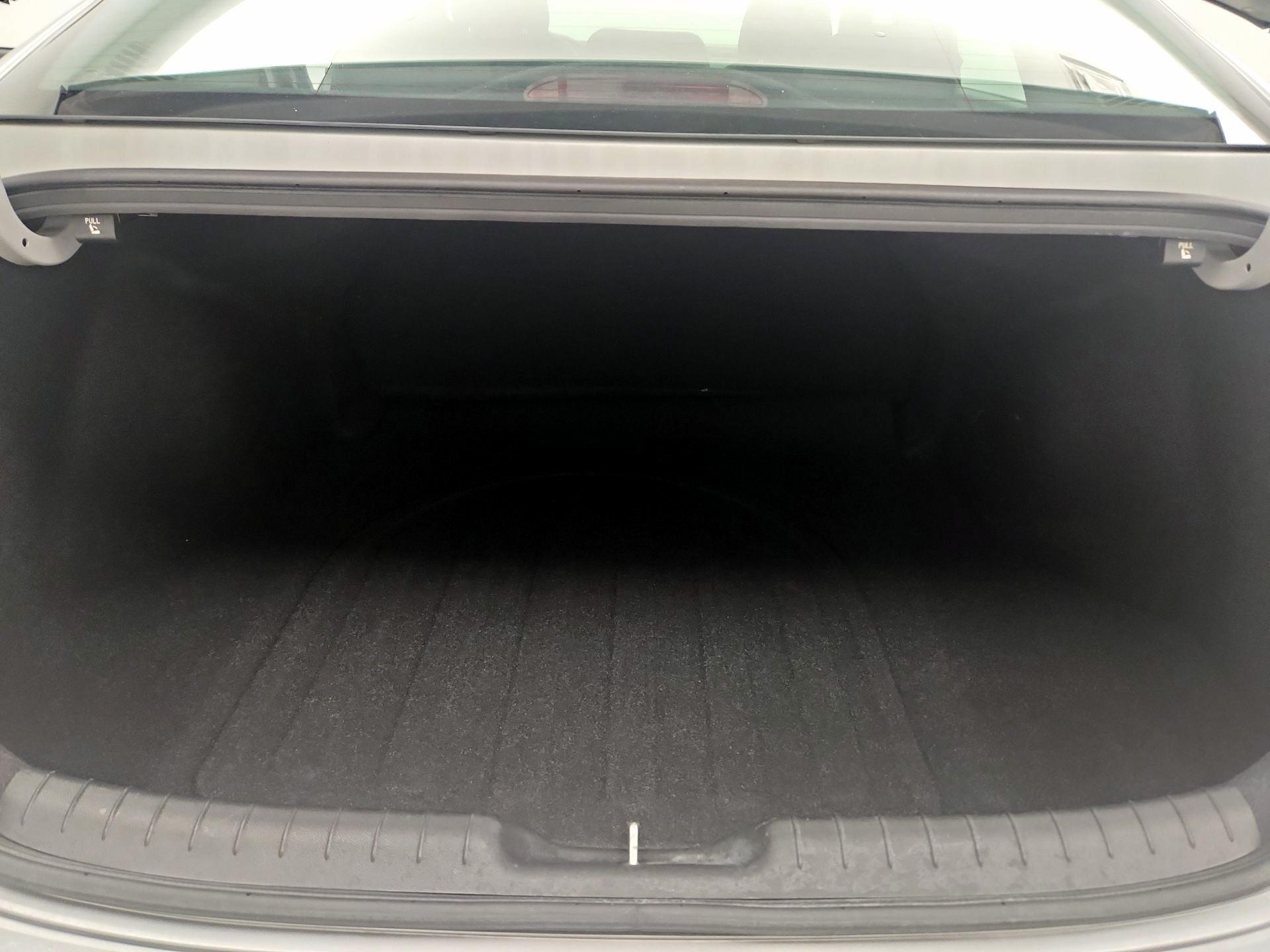 Thumbnail: 2023 Hyundai Elantra - 20