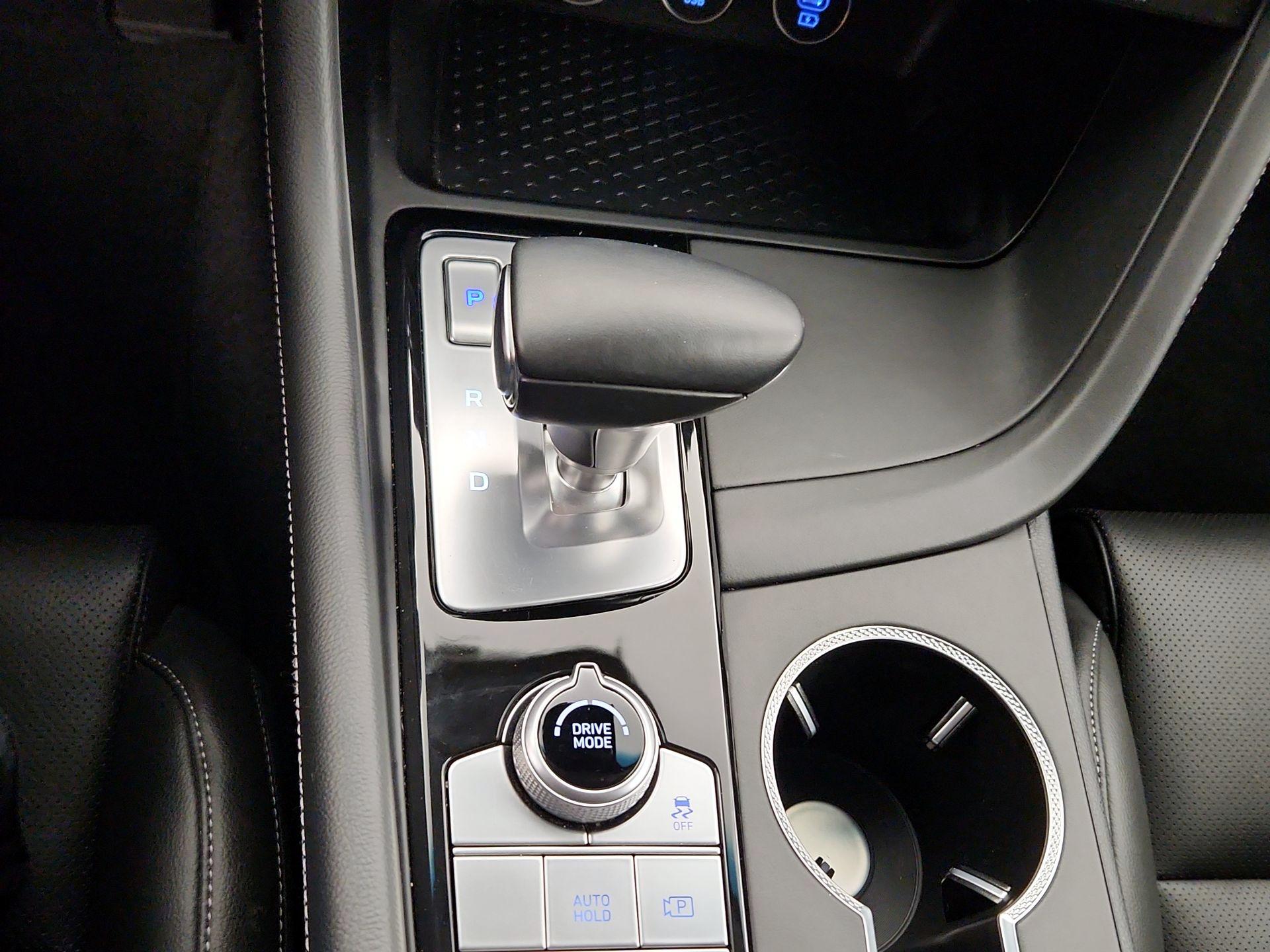 Thumbnail: 2024 Genesis G70 - 17