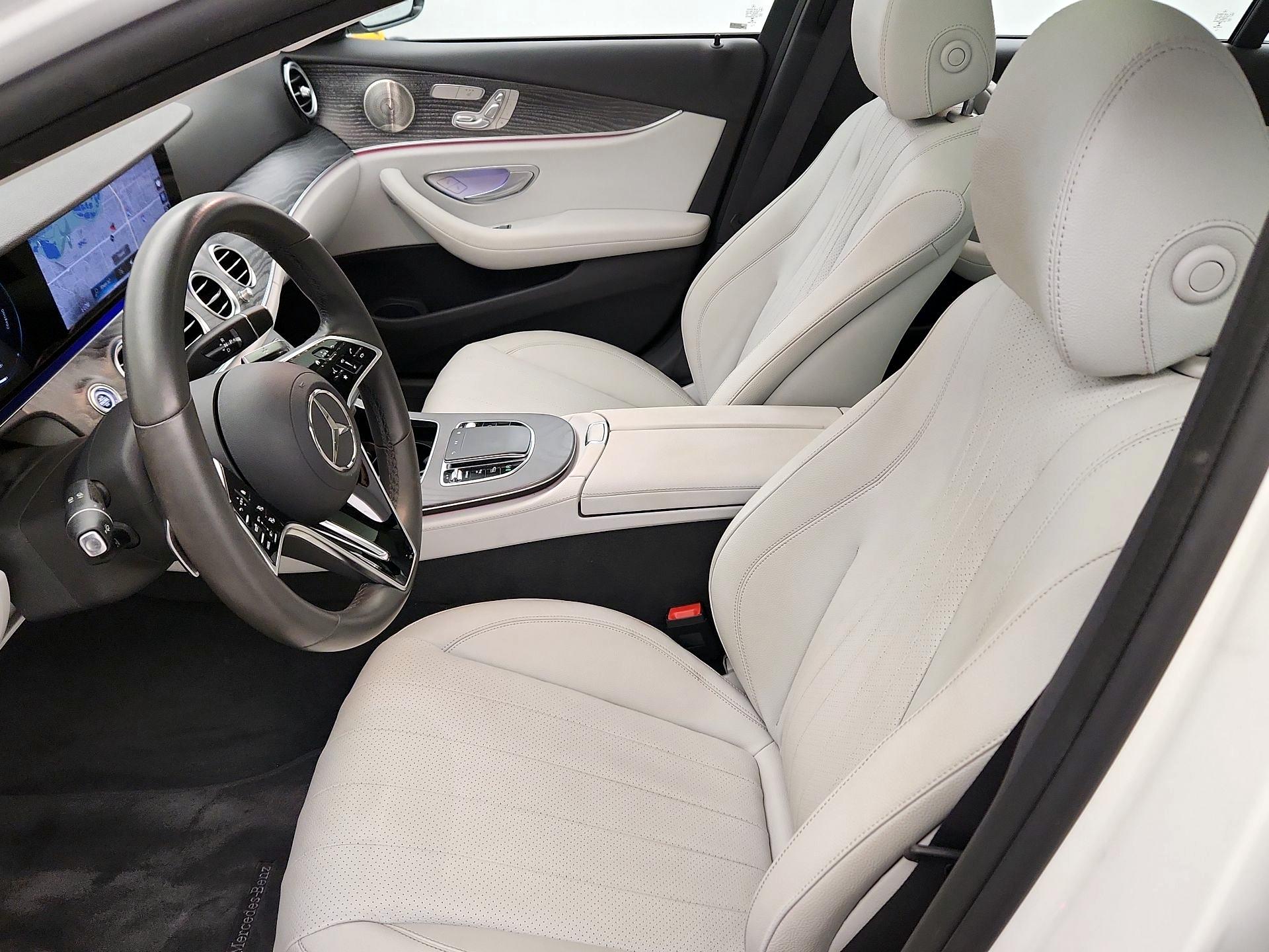 Thumbnail: 2022 Mercedes-Benz E-Class - 11