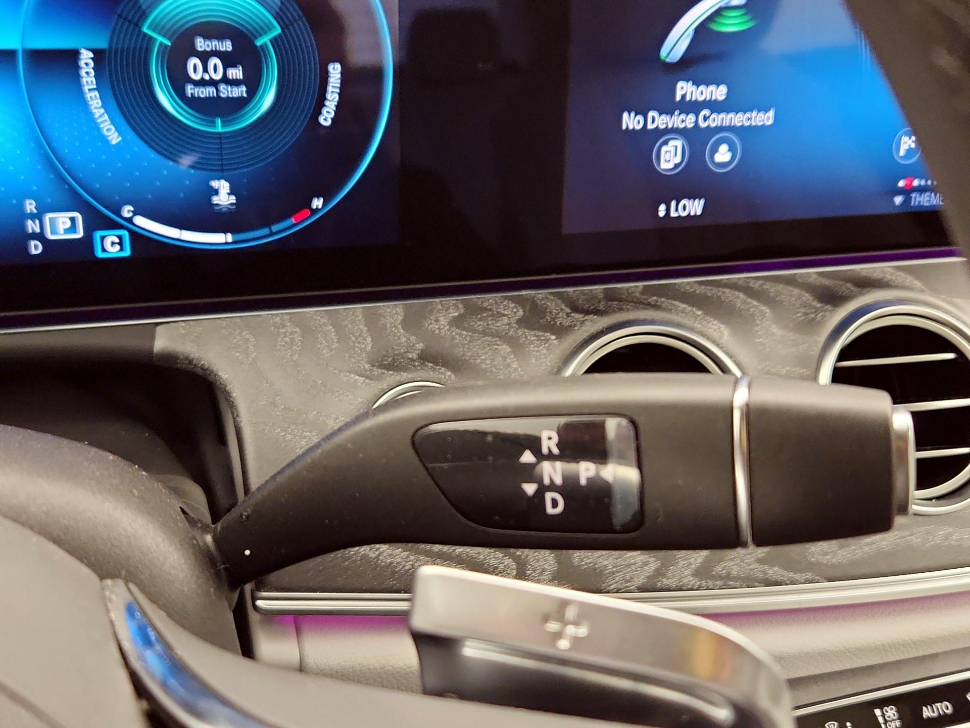 Thumbnail: 2022 Mercedes-Benz E-Class - 18