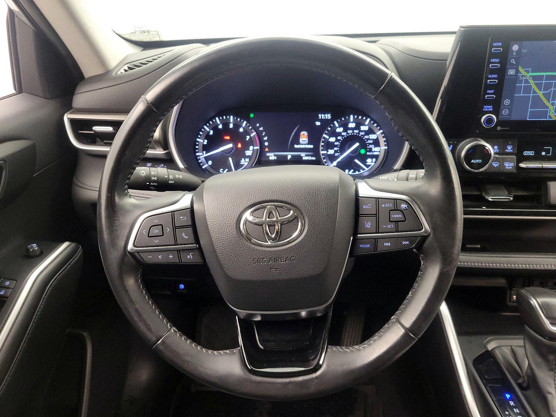 Thumbnail: 2021 Toyota Highlander - 10