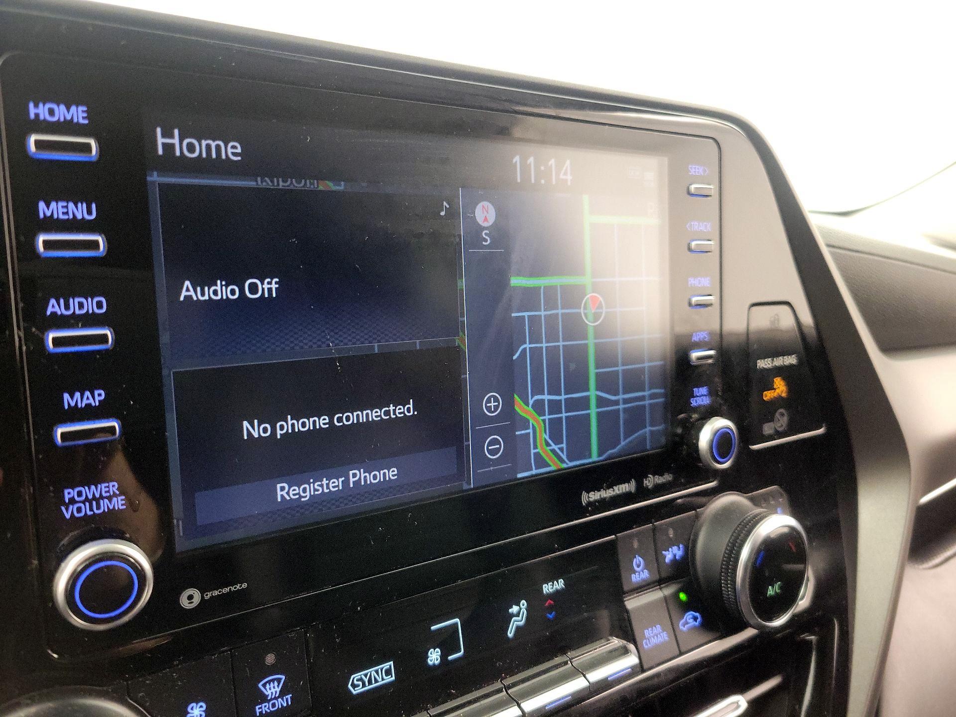 Thumbnail: 2021 Toyota Highlander - 16