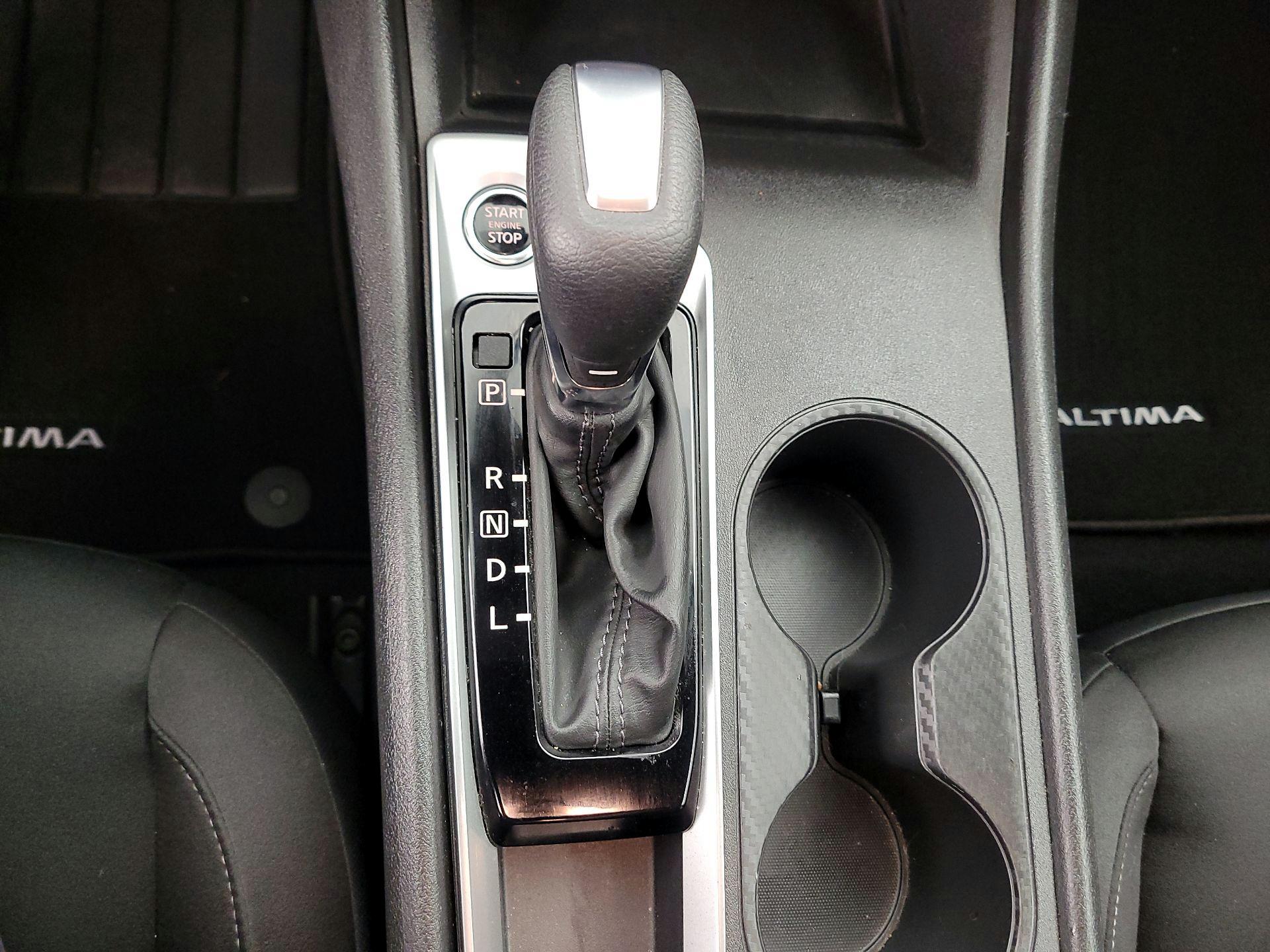 Thumbnail: 2023 Nissan Altima - 17