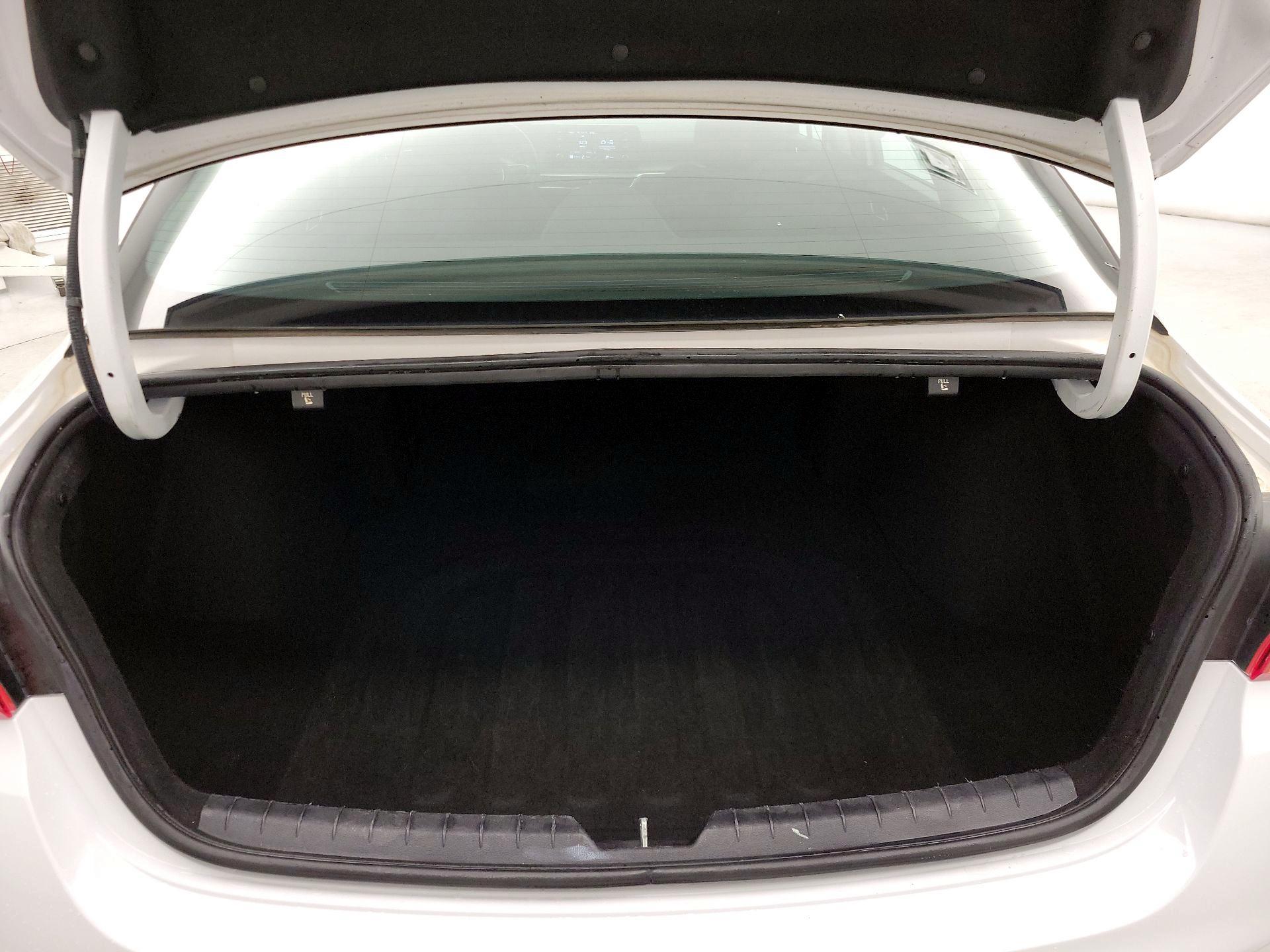 Thumbnail: 2022 Kia K5 - 20