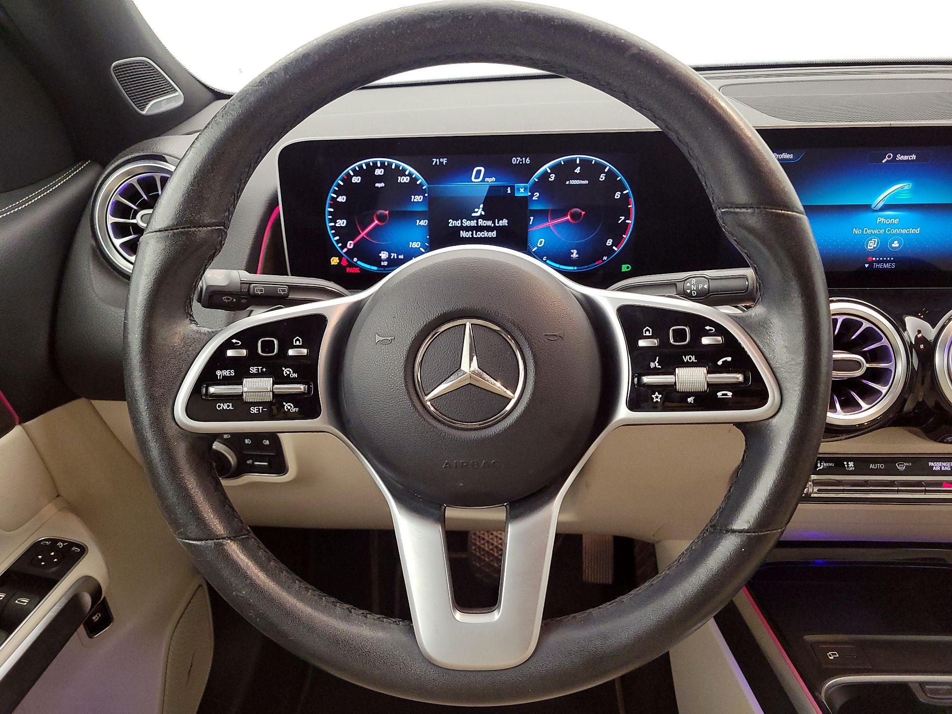 Thumbnail: 2021 Mercedes-Benz GLB - 10