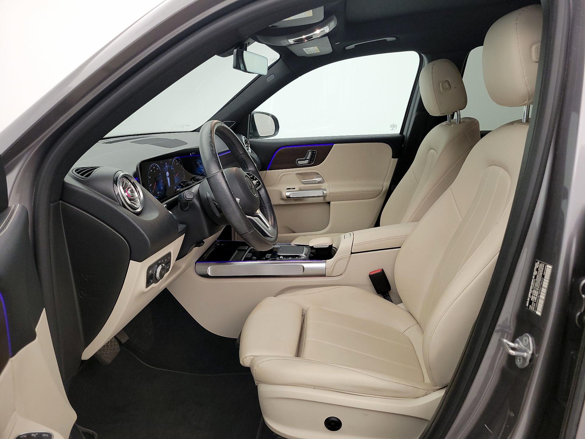 Thumbnail: 2021 Mercedes-Benz GLB - 11