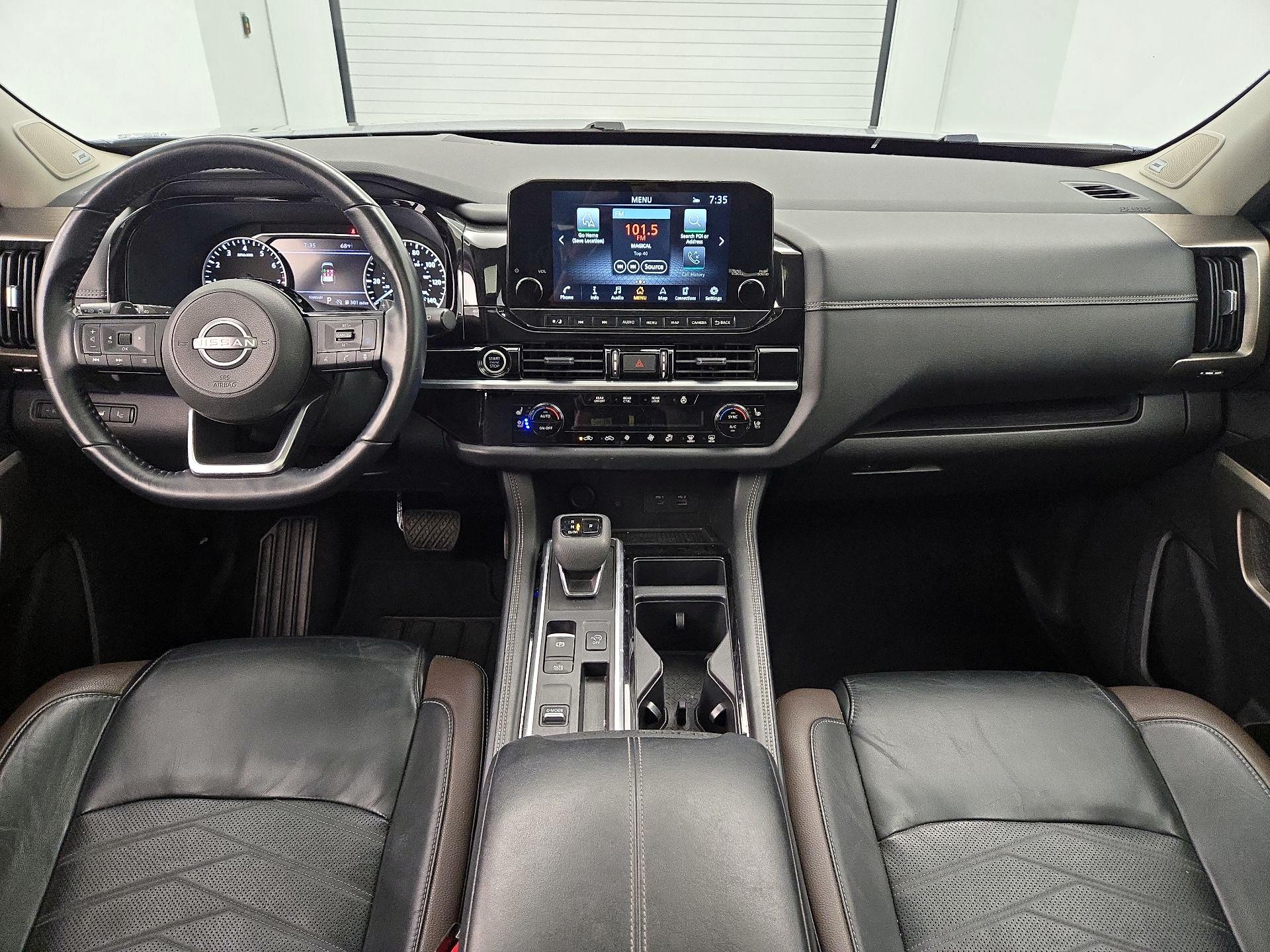 Thumbnail: 2022 Nissan Pathfinder - 9