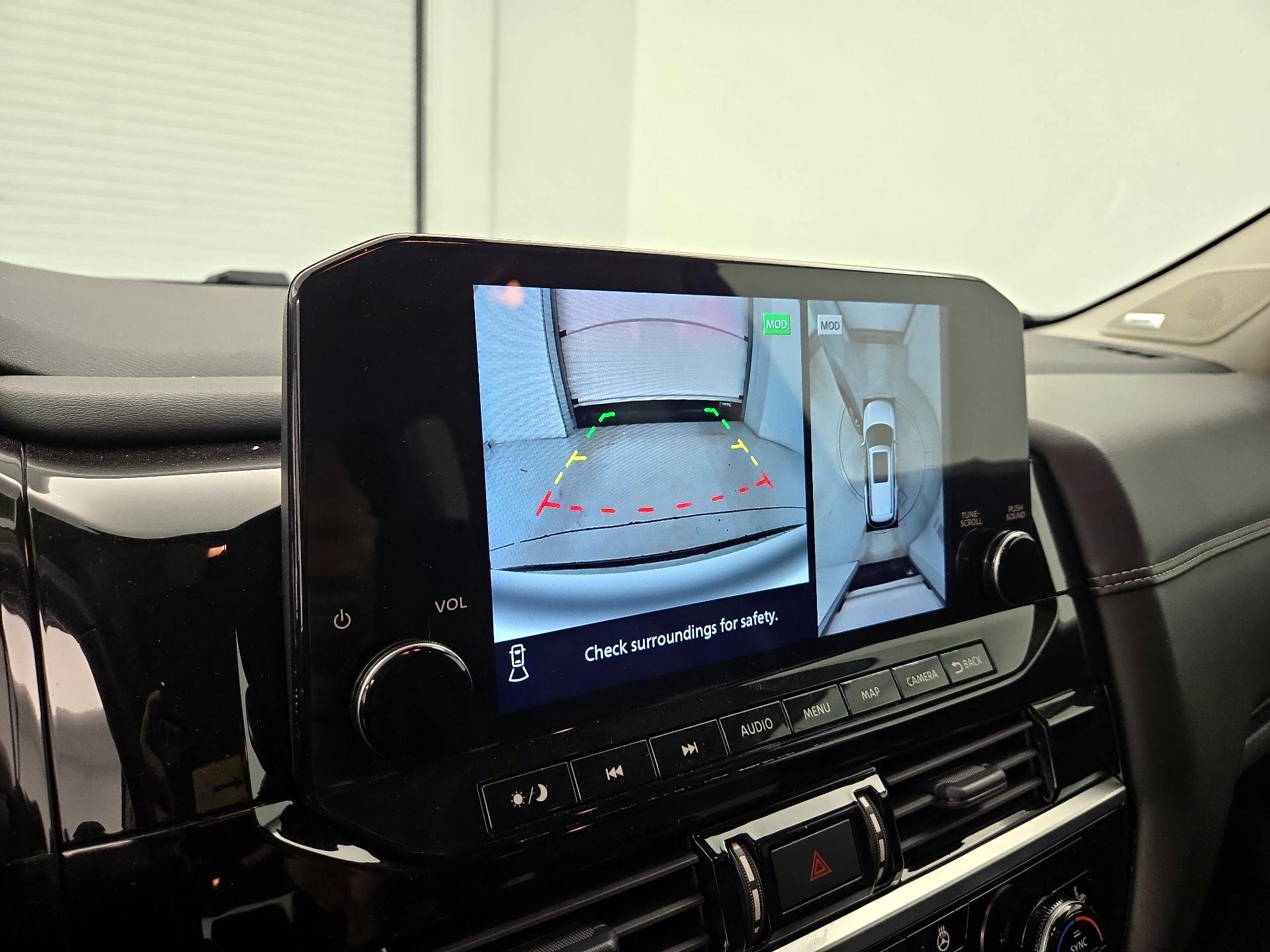 Thumbnail: 2022 Nissan Pathfinder - 15