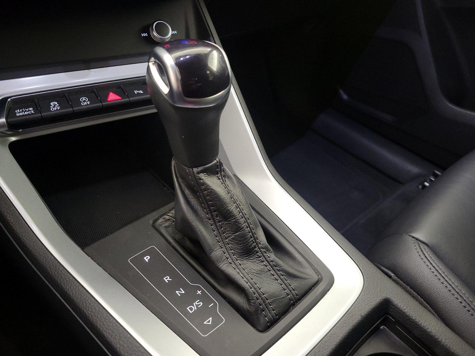 Thumbnail: 2022 Audi Q3 - 17