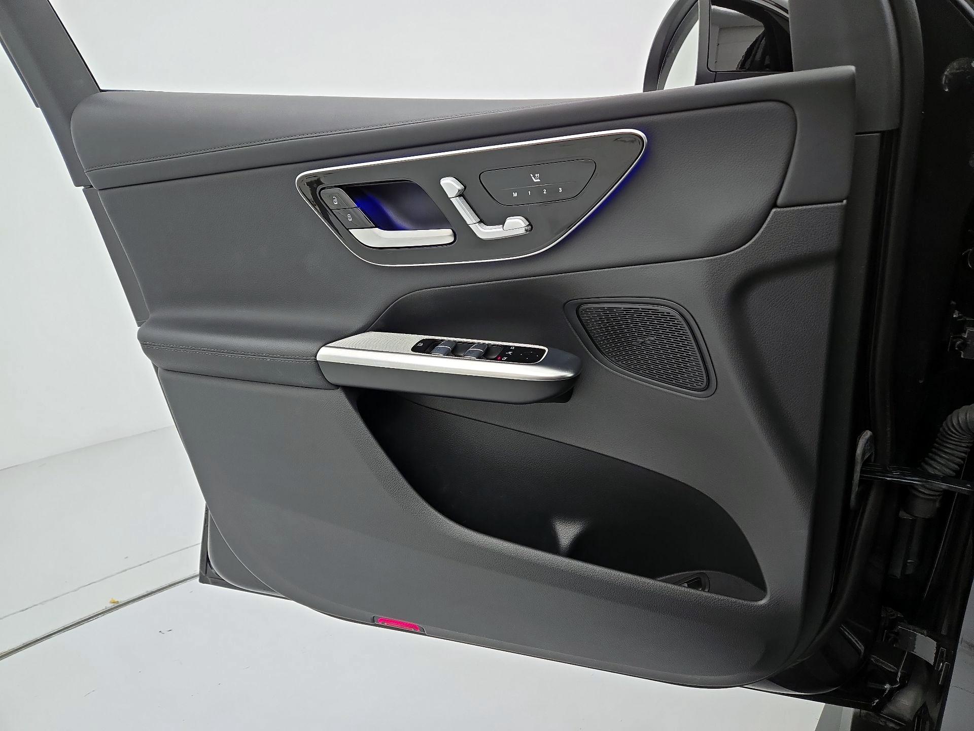 Thumbnail: 2024 Mercedes-Benz GLC - 12