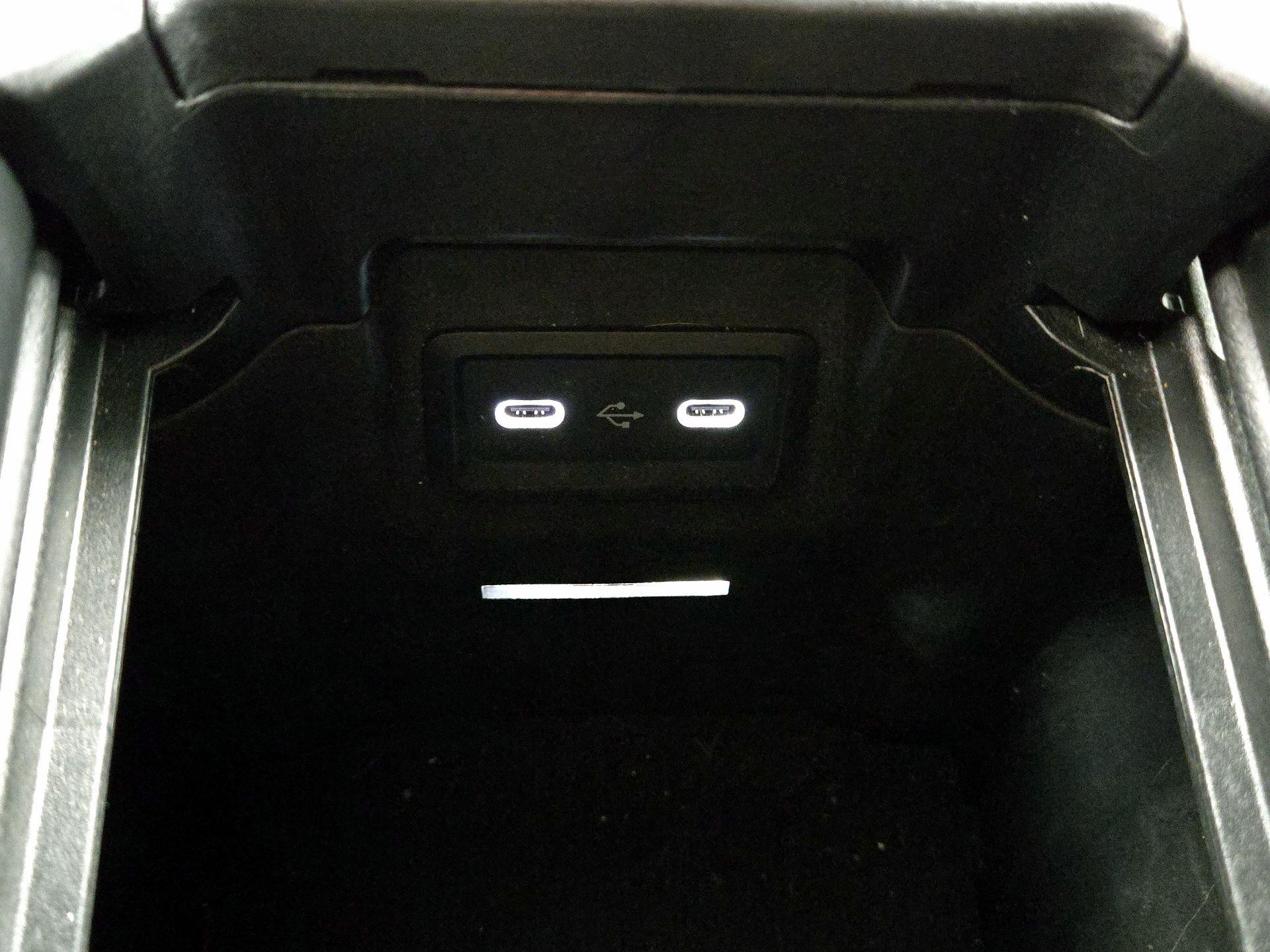 Thumbnail: 2024 Mercedes-Benz GLC - 19