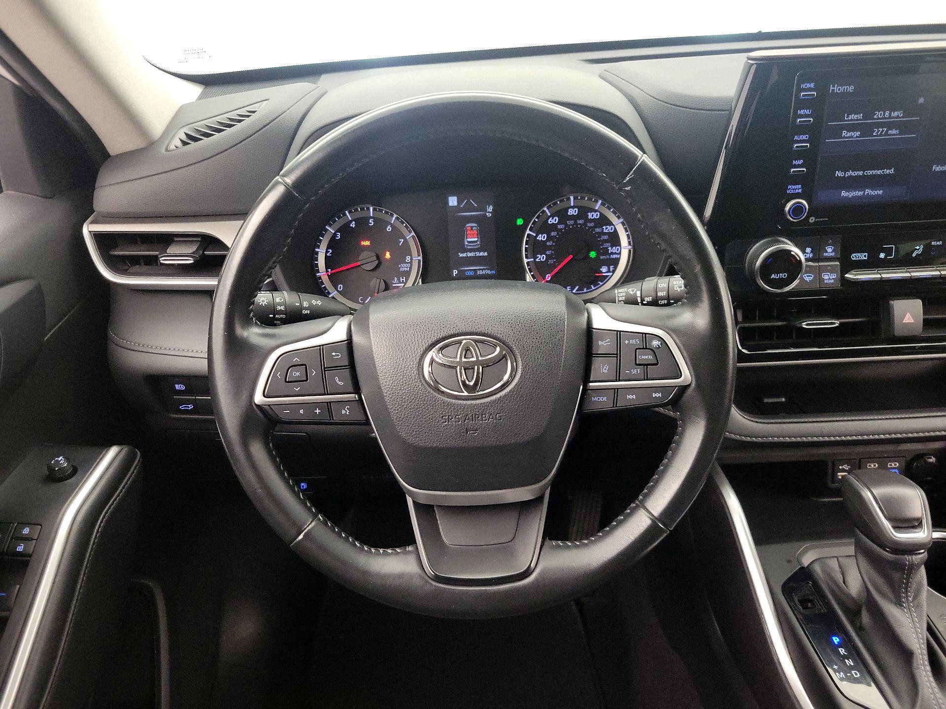 Thumbnail: 2022 Toyota Highlander - 10