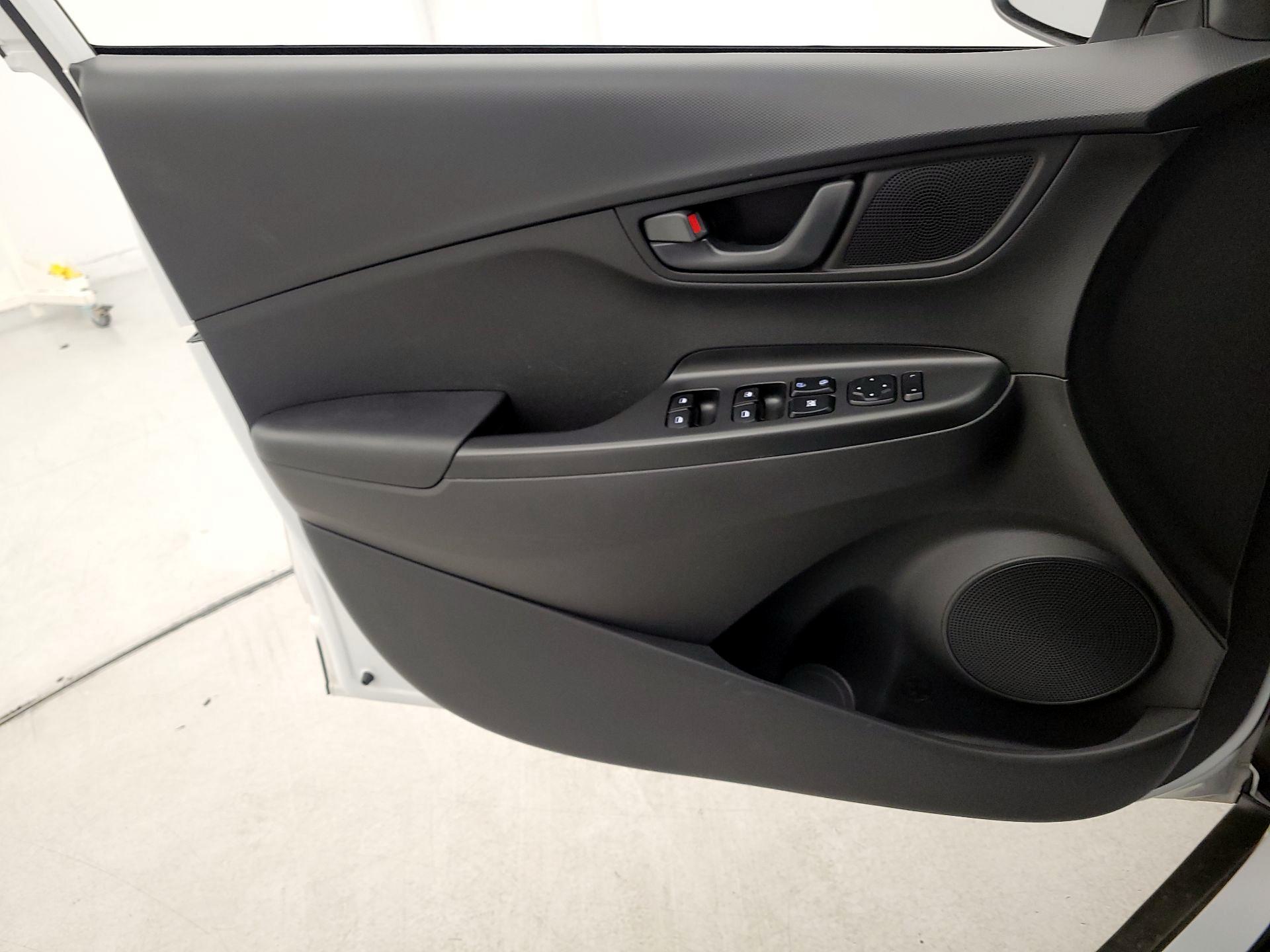 Thumbnail: 2023 Hyundai Kona - 12