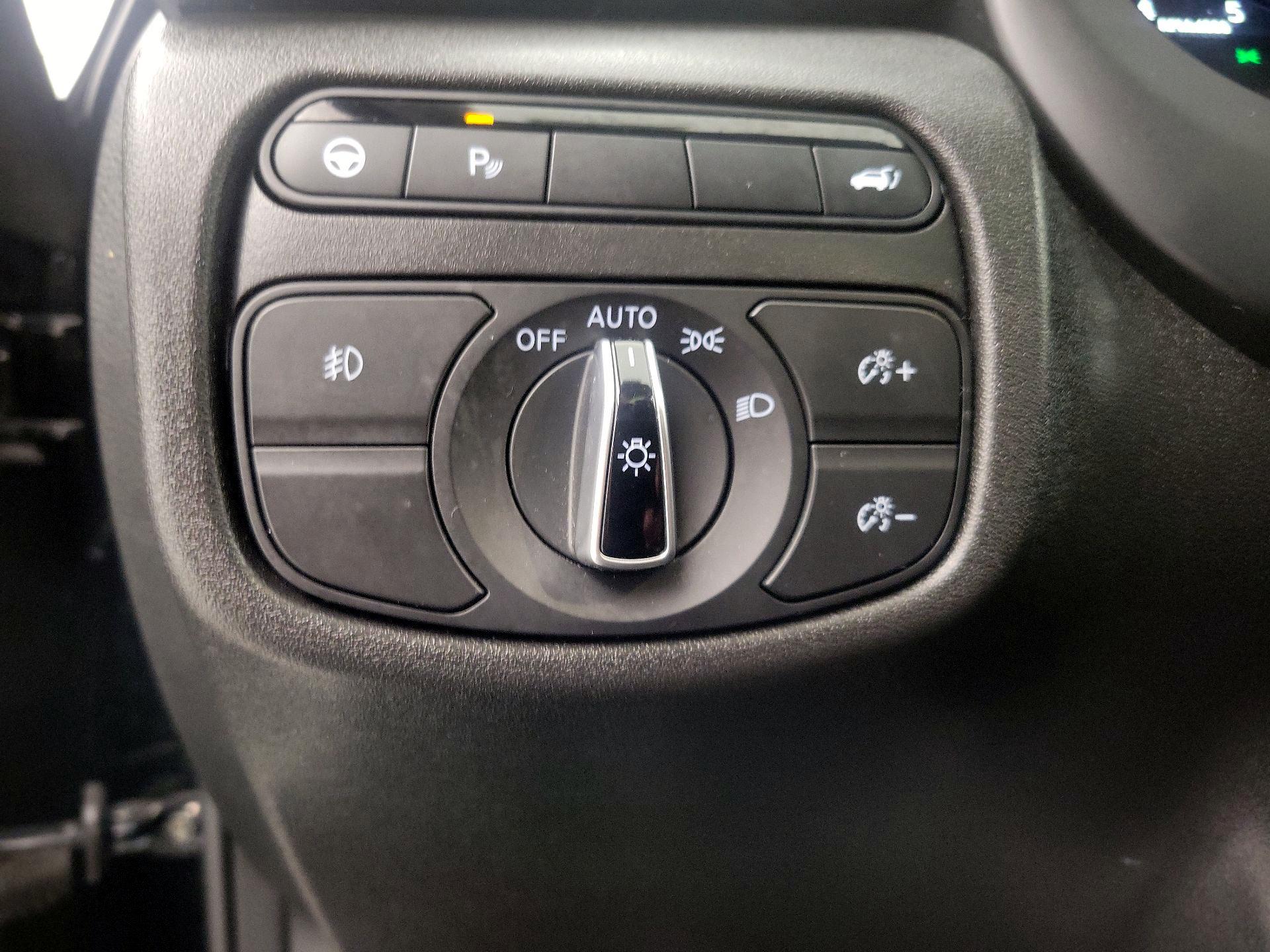 Thumbnail: 2022 INFINITI QX50 - 13